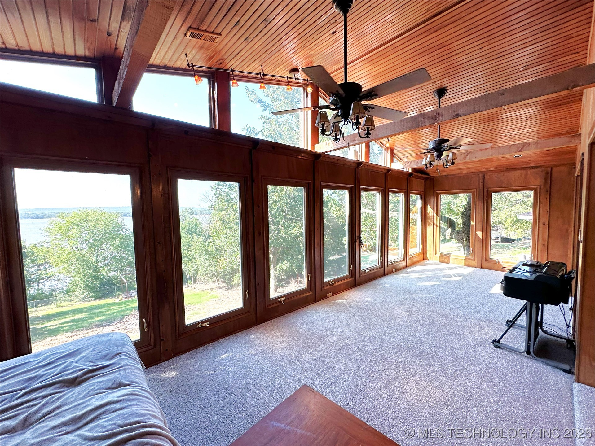 5381 Hilltop Property Photo 23