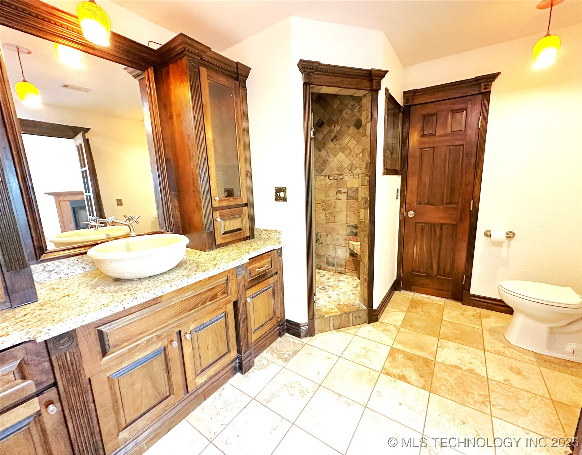 5381 Hilltop Property Photo 27