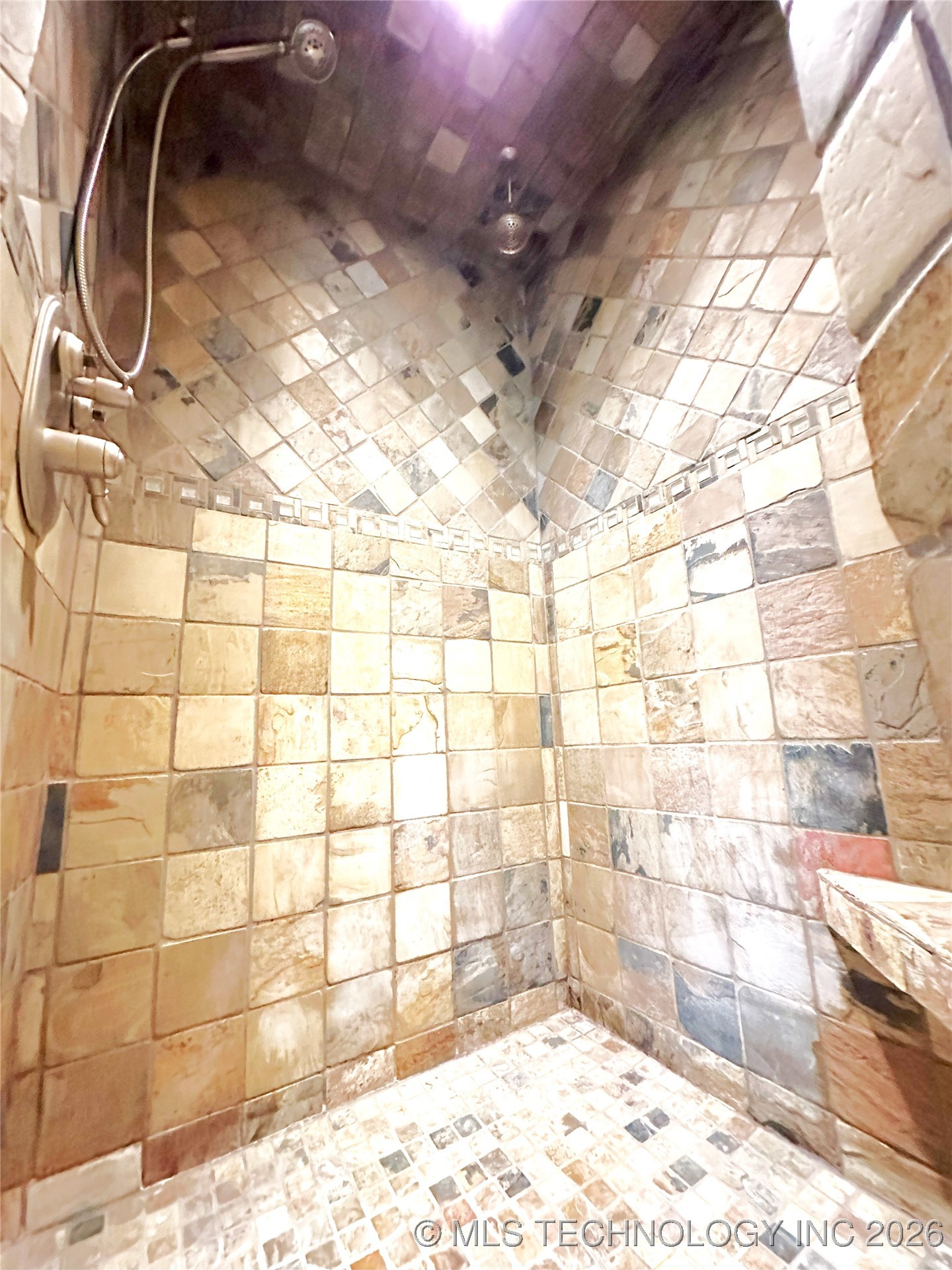 5381 Hilltop Property Photo 28