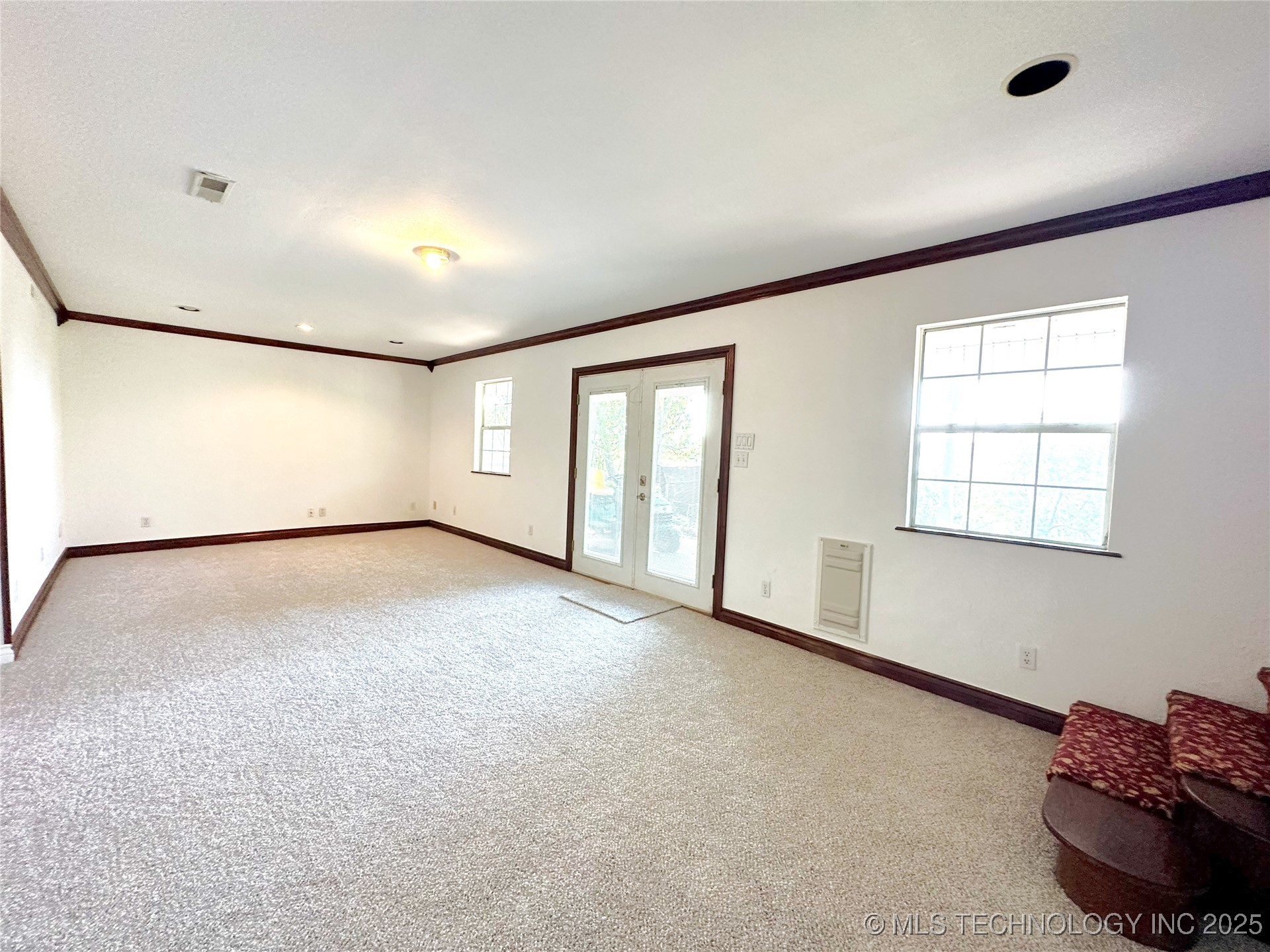 5381 Hilltop Property Photo 42