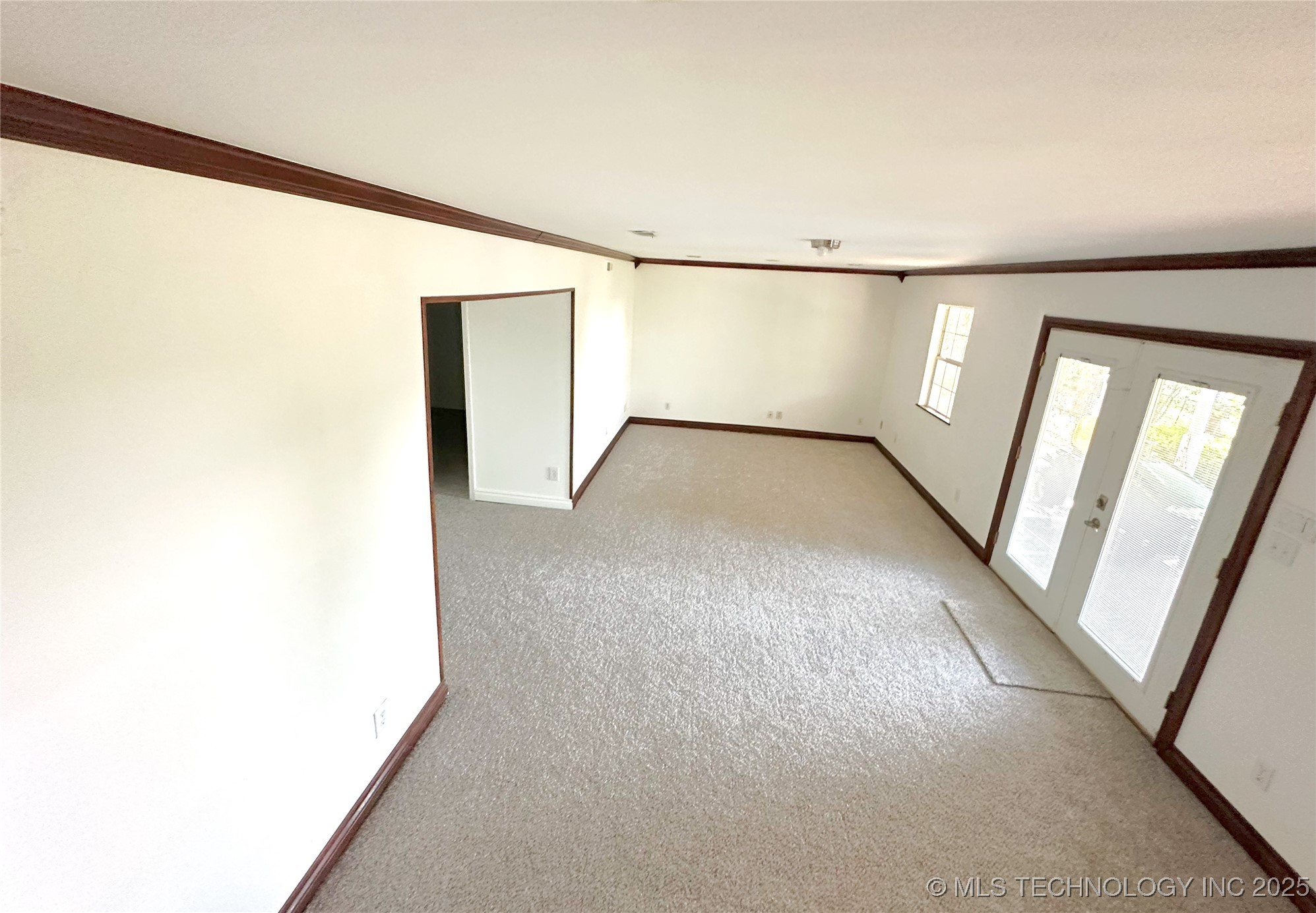 5381 Hilltop Property Photo 44