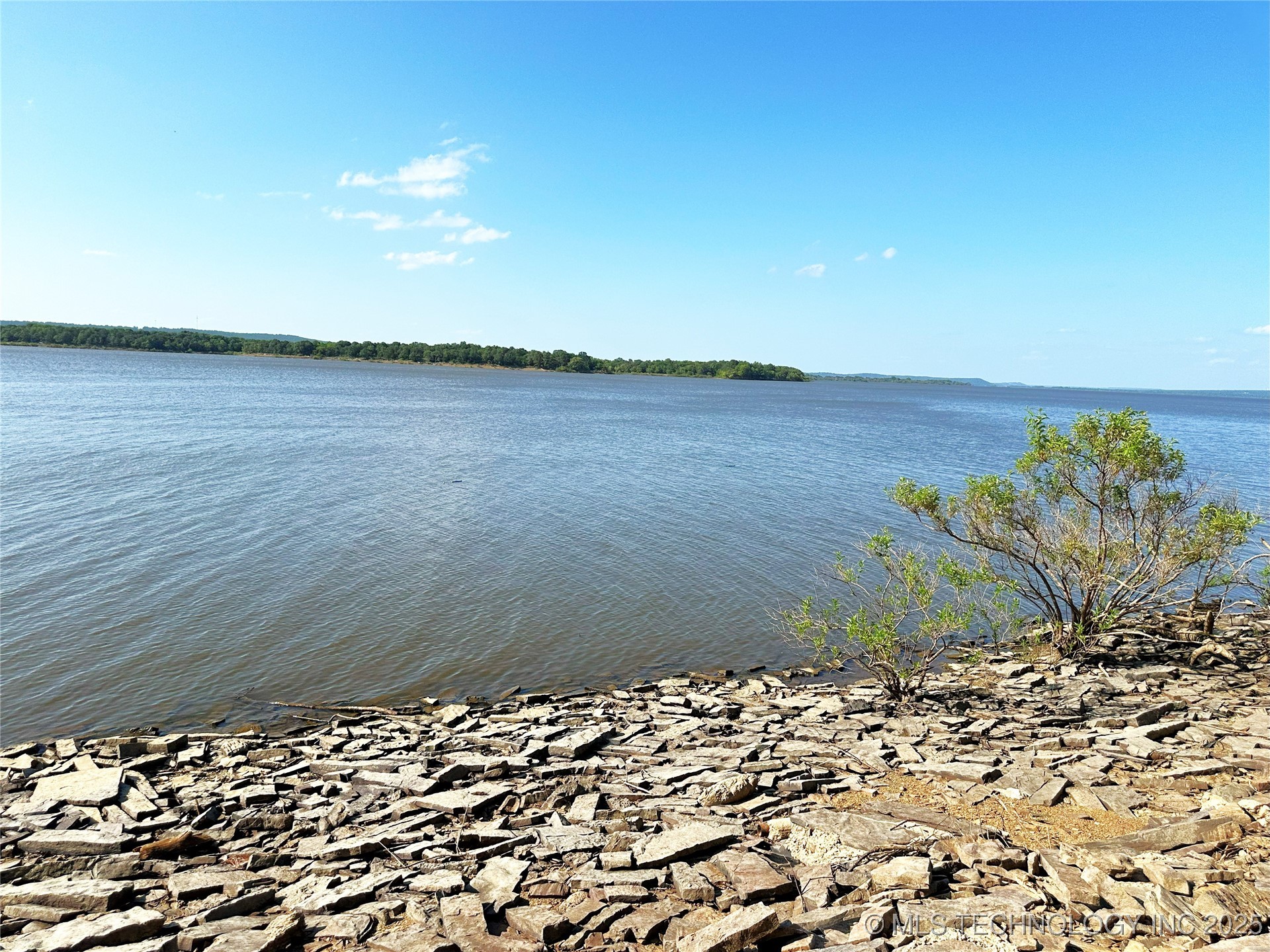 5381 Hilltop Property Photo 48