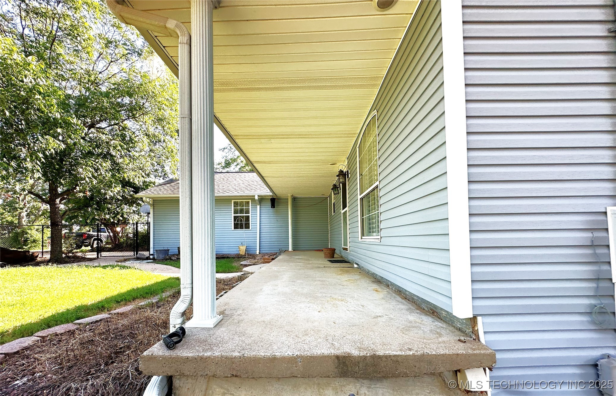 5381 Hilltop Property Photo 52