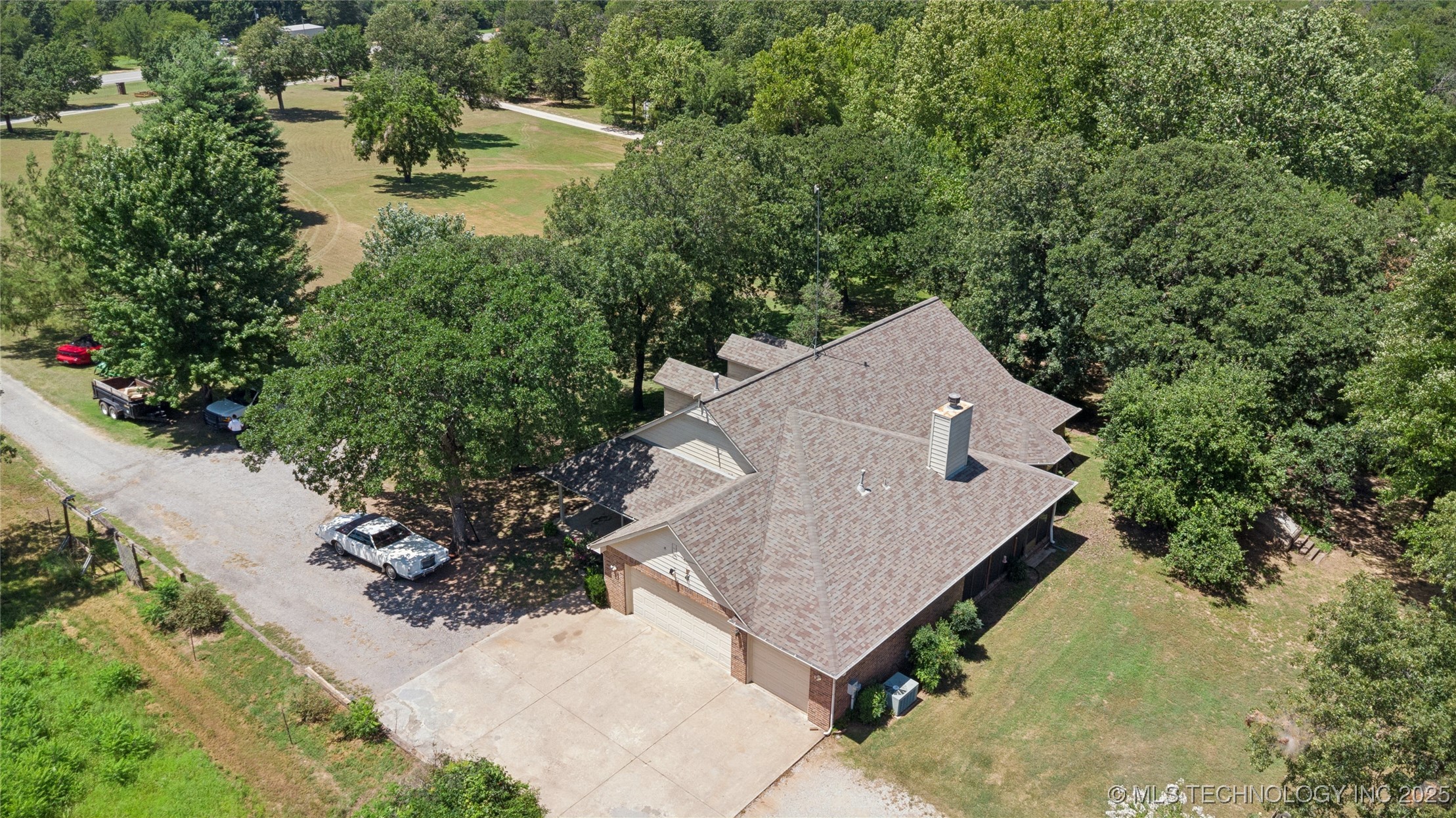 16605 S Hwy 48 Property Photo 3