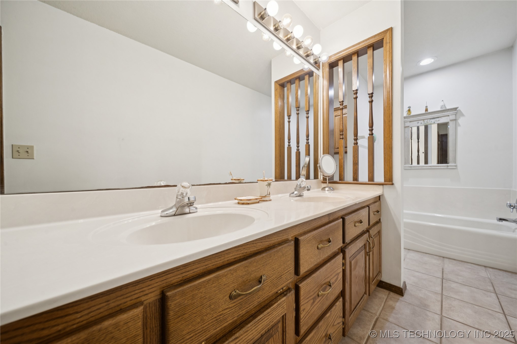 16605 S Hwy 48 Property Photo 22