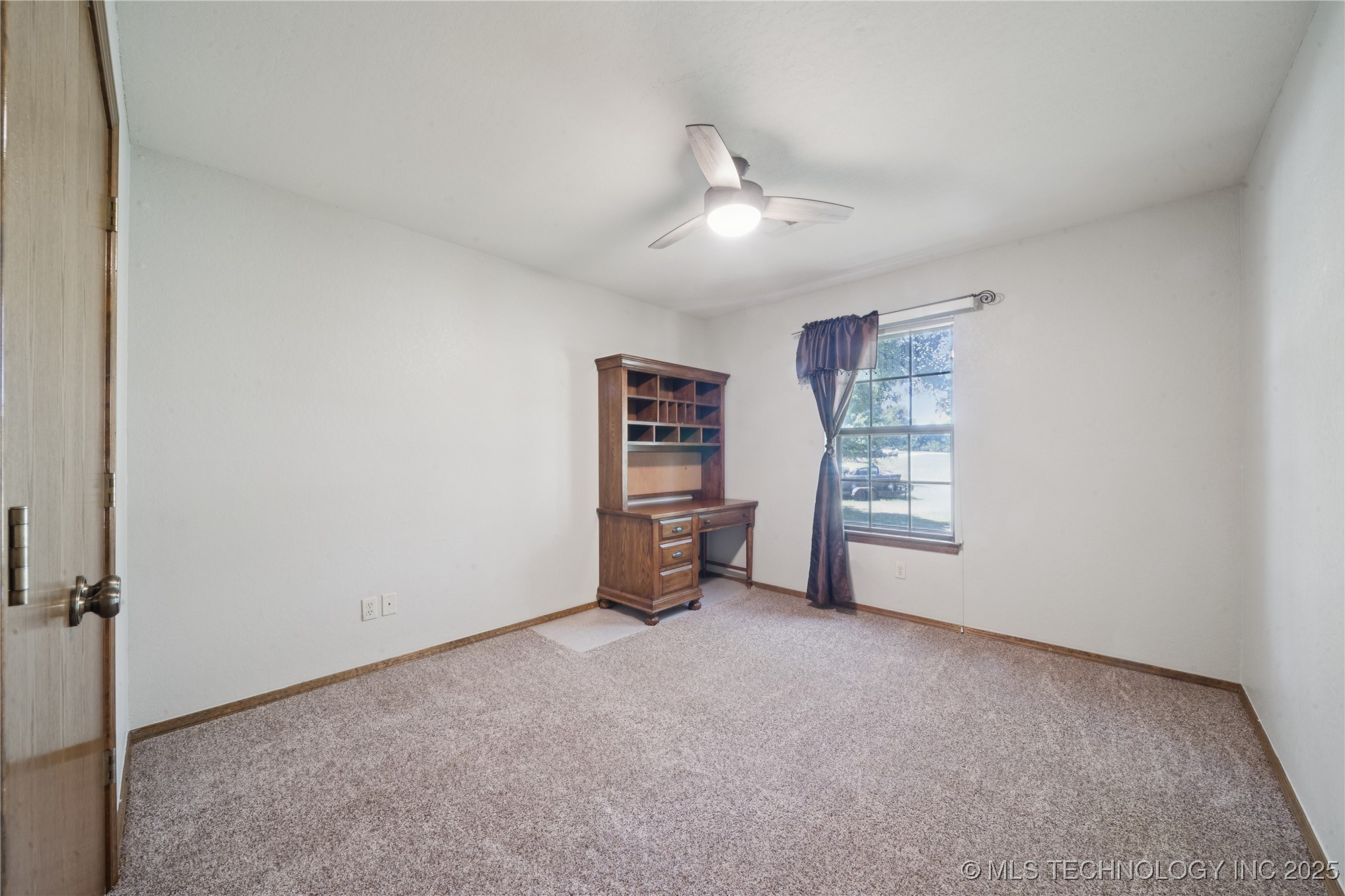 16605 S Hwy 48 Property Photo 24