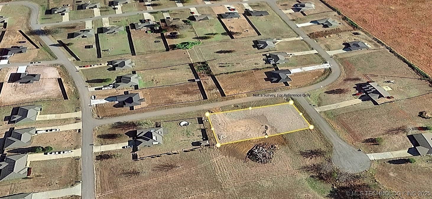 17540 W Tray Road Property Photo 8