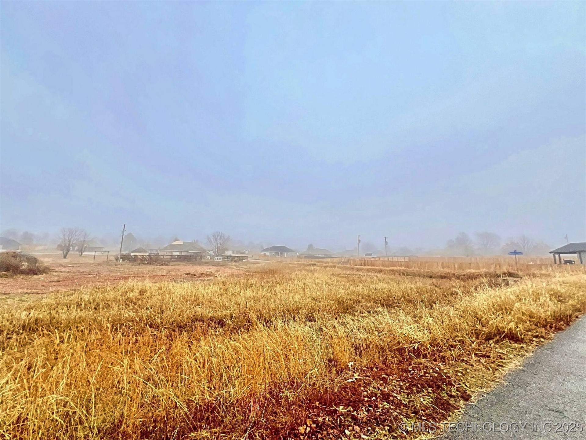 17540 W Tray Road Property Photo 17