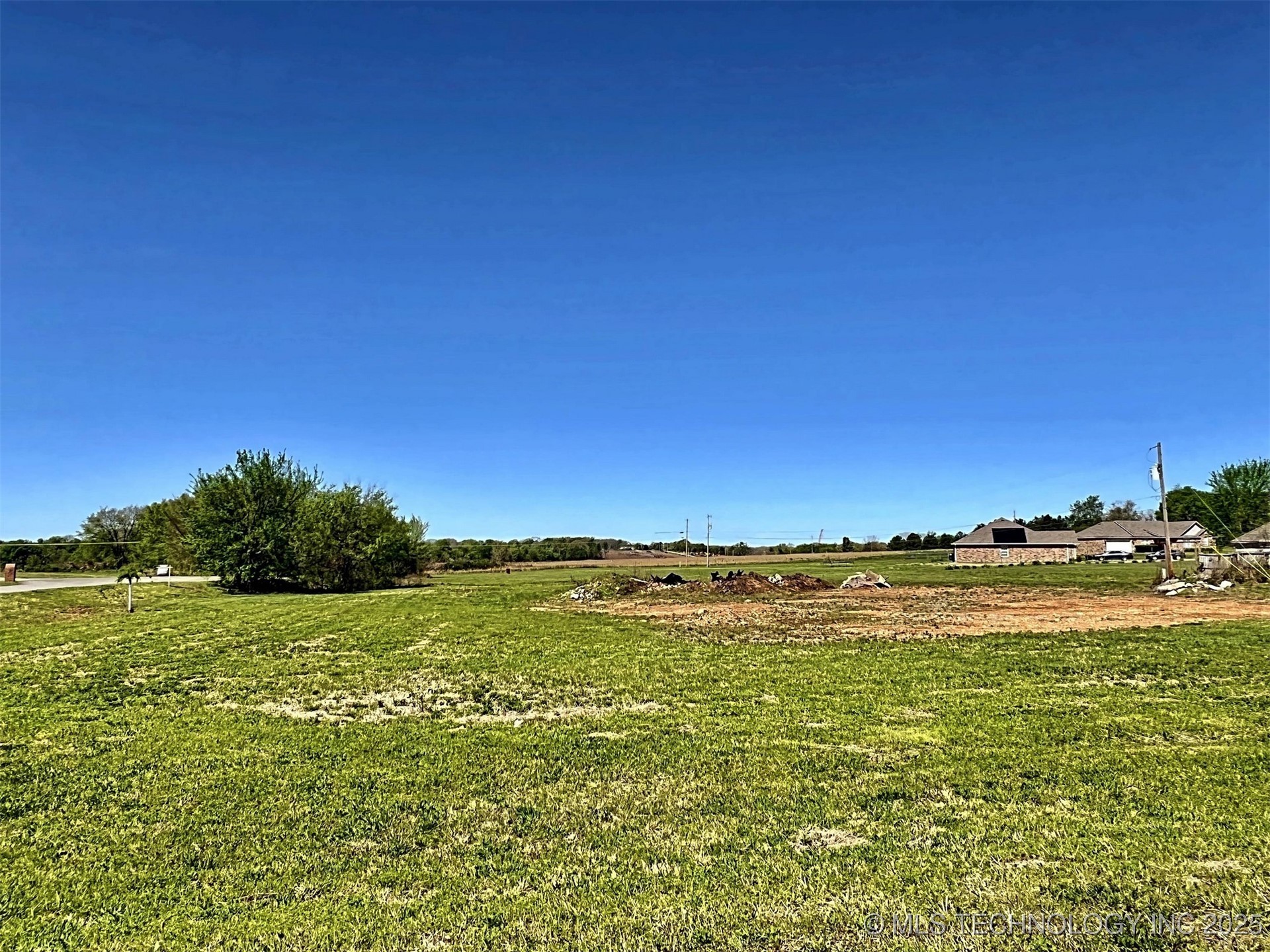 17540 W Tray Road Property Photo 28