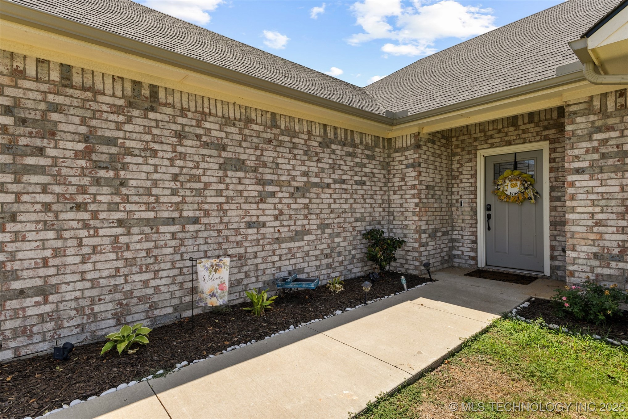 171 Bull Run Property Photo 6