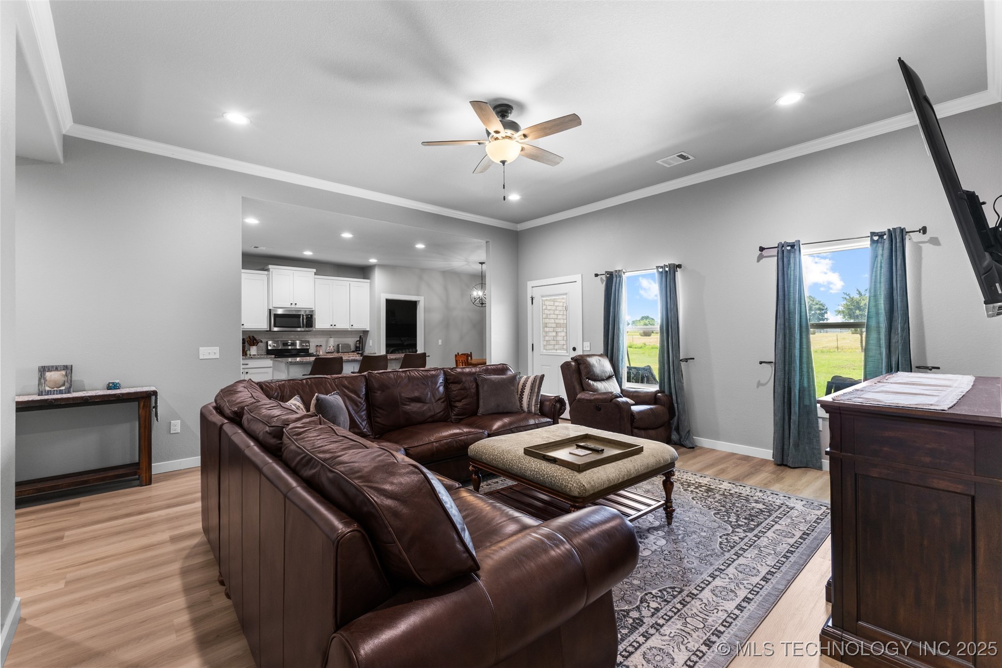 171 Bull Run Property Photo 12