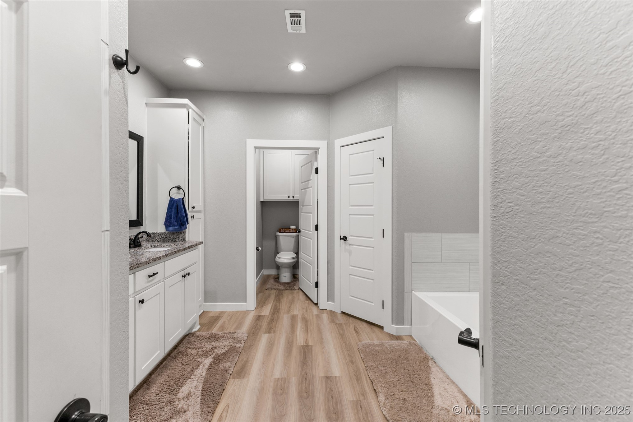 171 Bull Run Property Photo 33