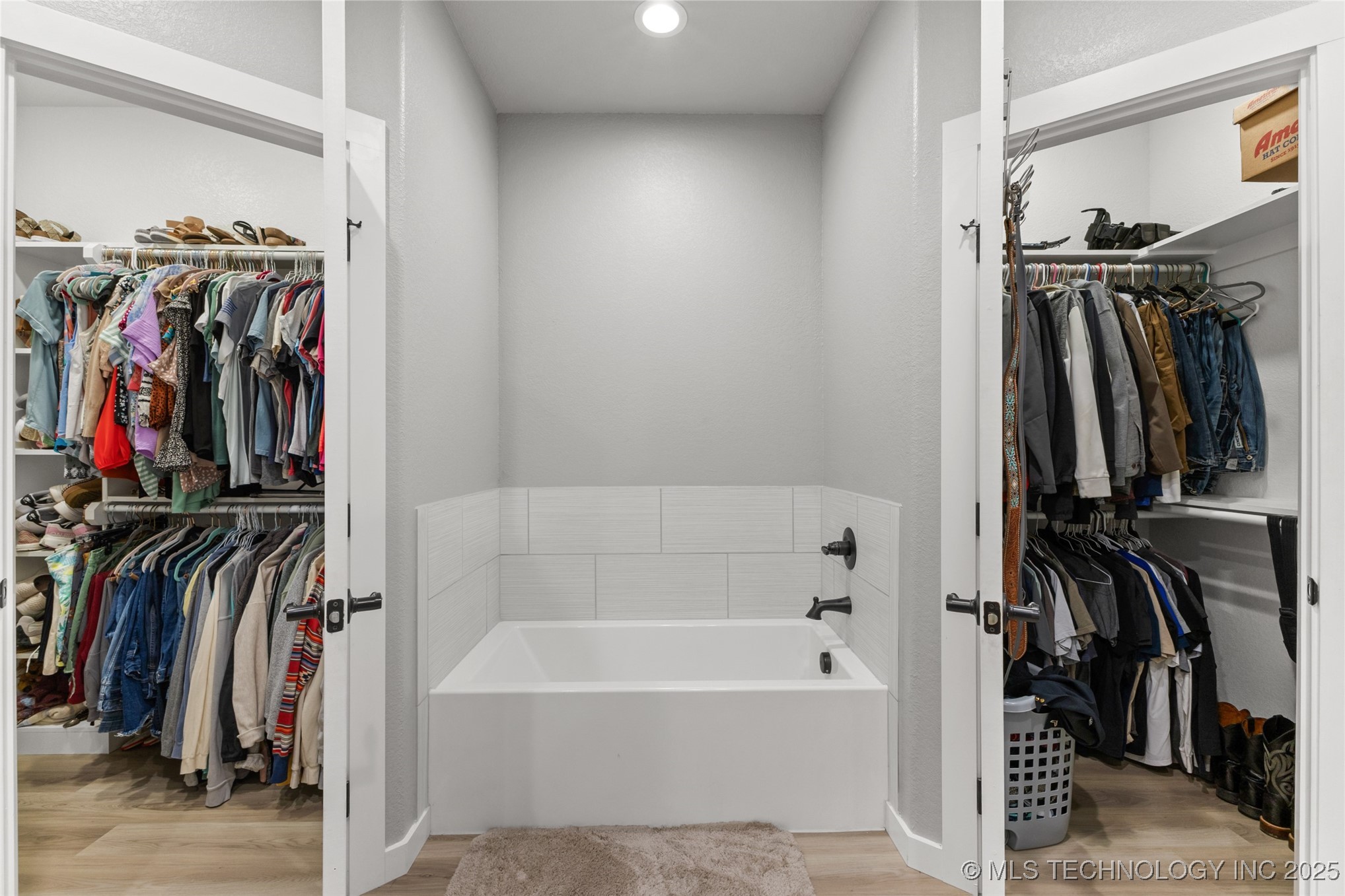 171 Bull Run Property Photo 37