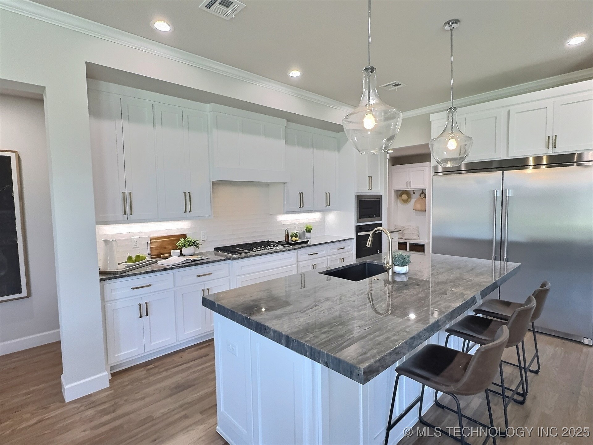 4020 W Yuma Street S Property Photo 5