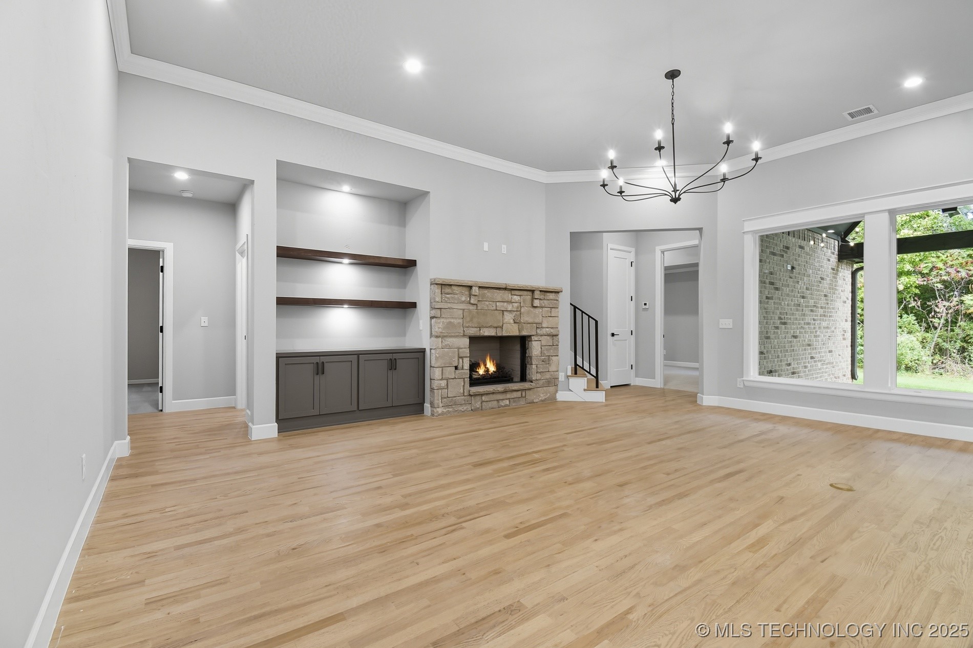 7119 S Tamarack Avenue Property Photo 17