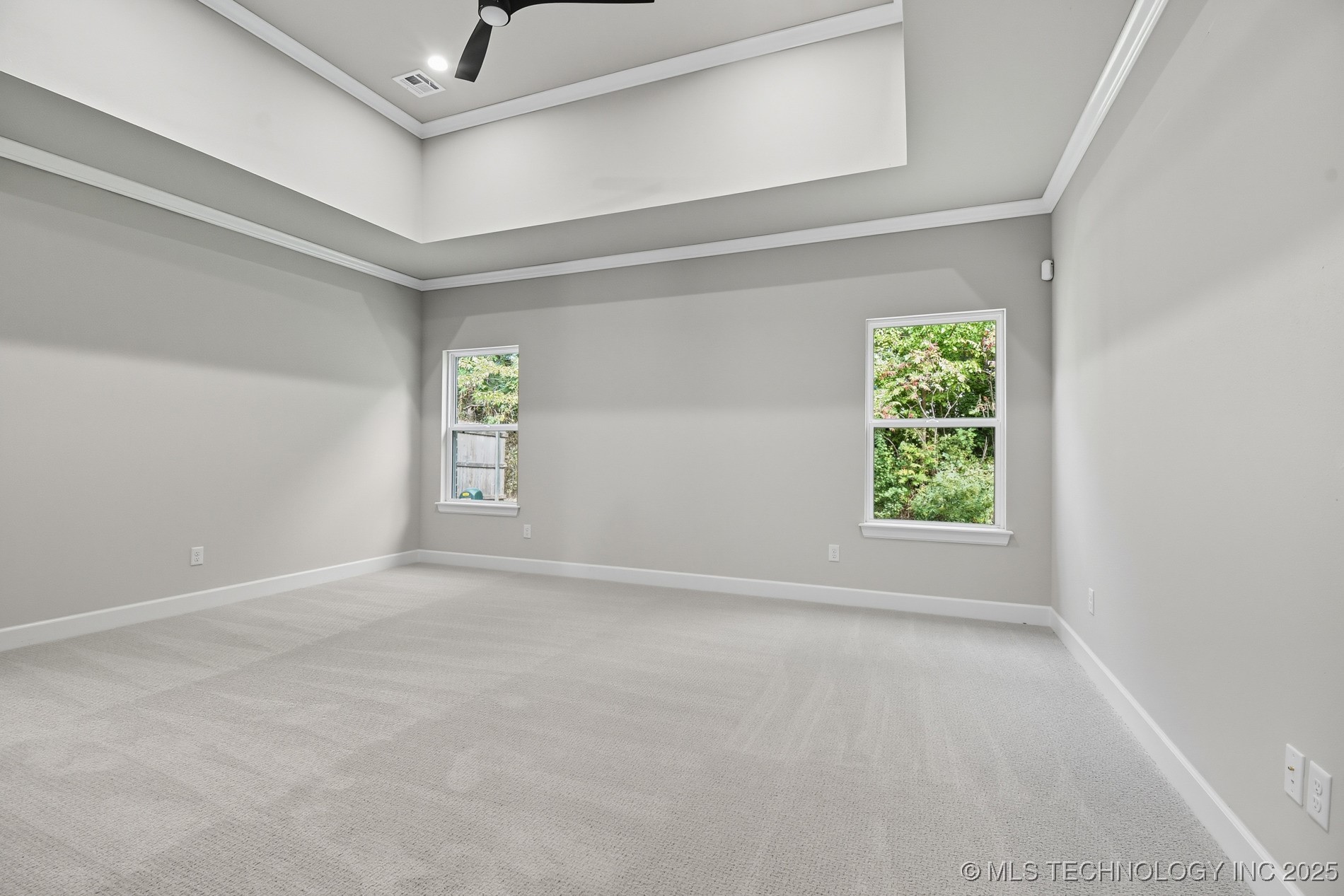 7119 S Tamarack Avenue Property Photo 24