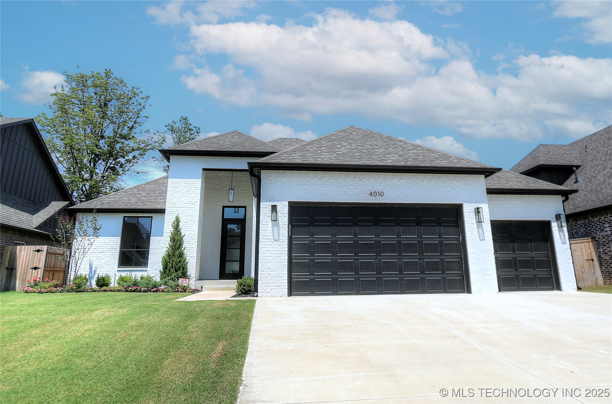 4010 W Baton Rouge Street Property Photo 1