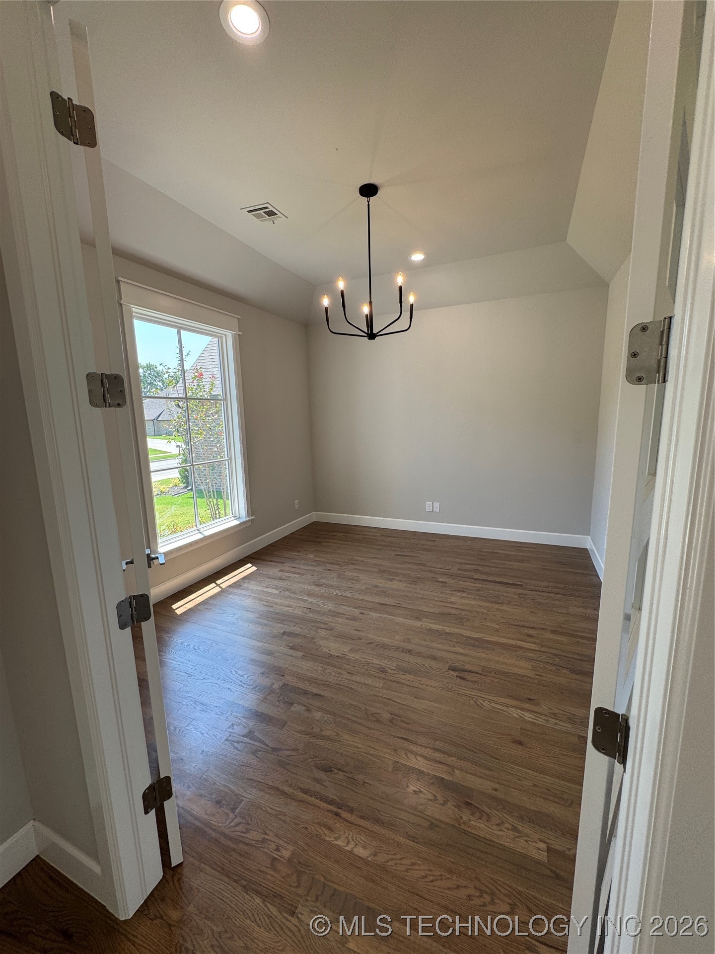 4010 W Baton Rouge Street Property Photo 3