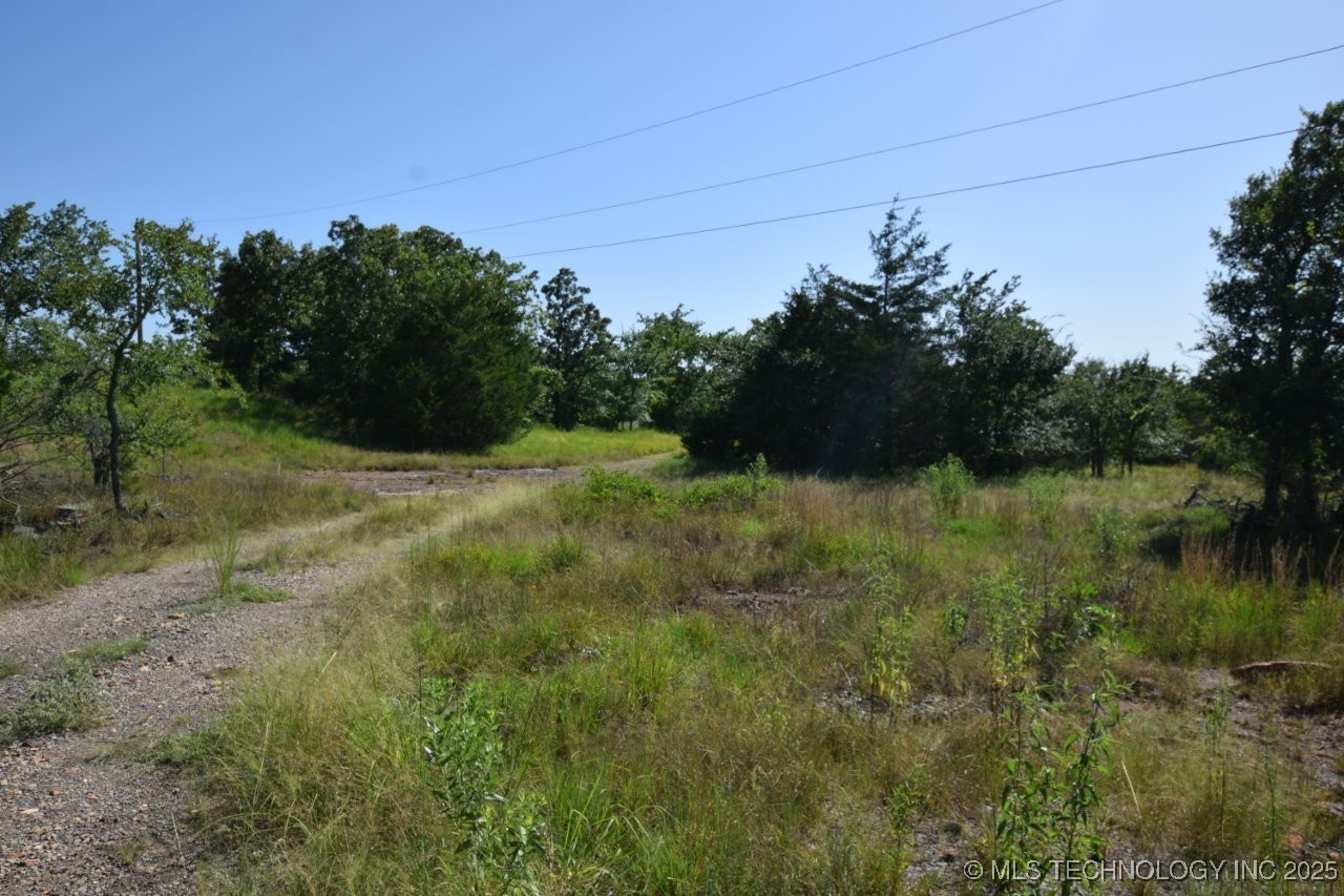 975 Road Property Photo 34