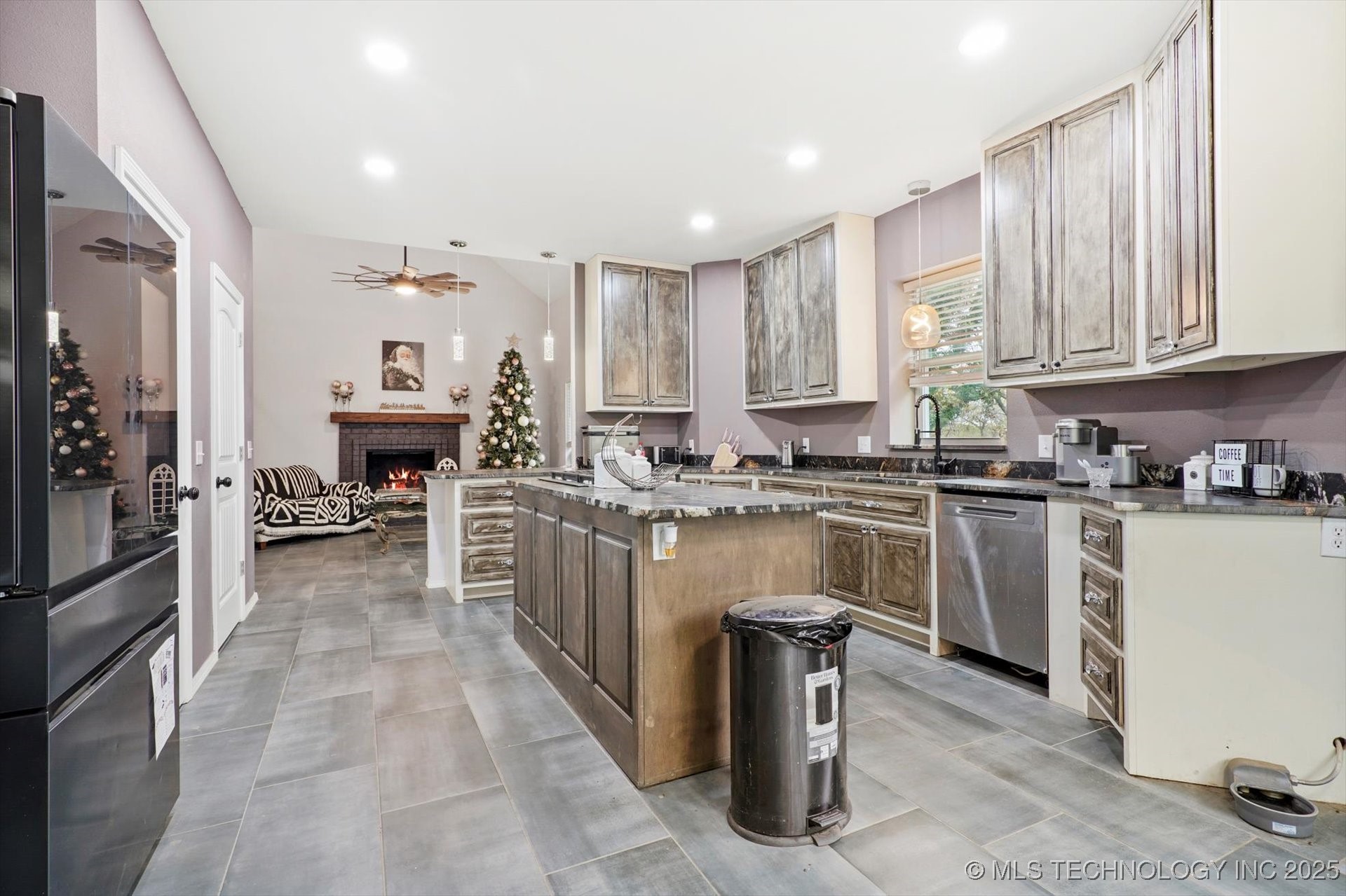 17915 S 128th Court Property Photo 13