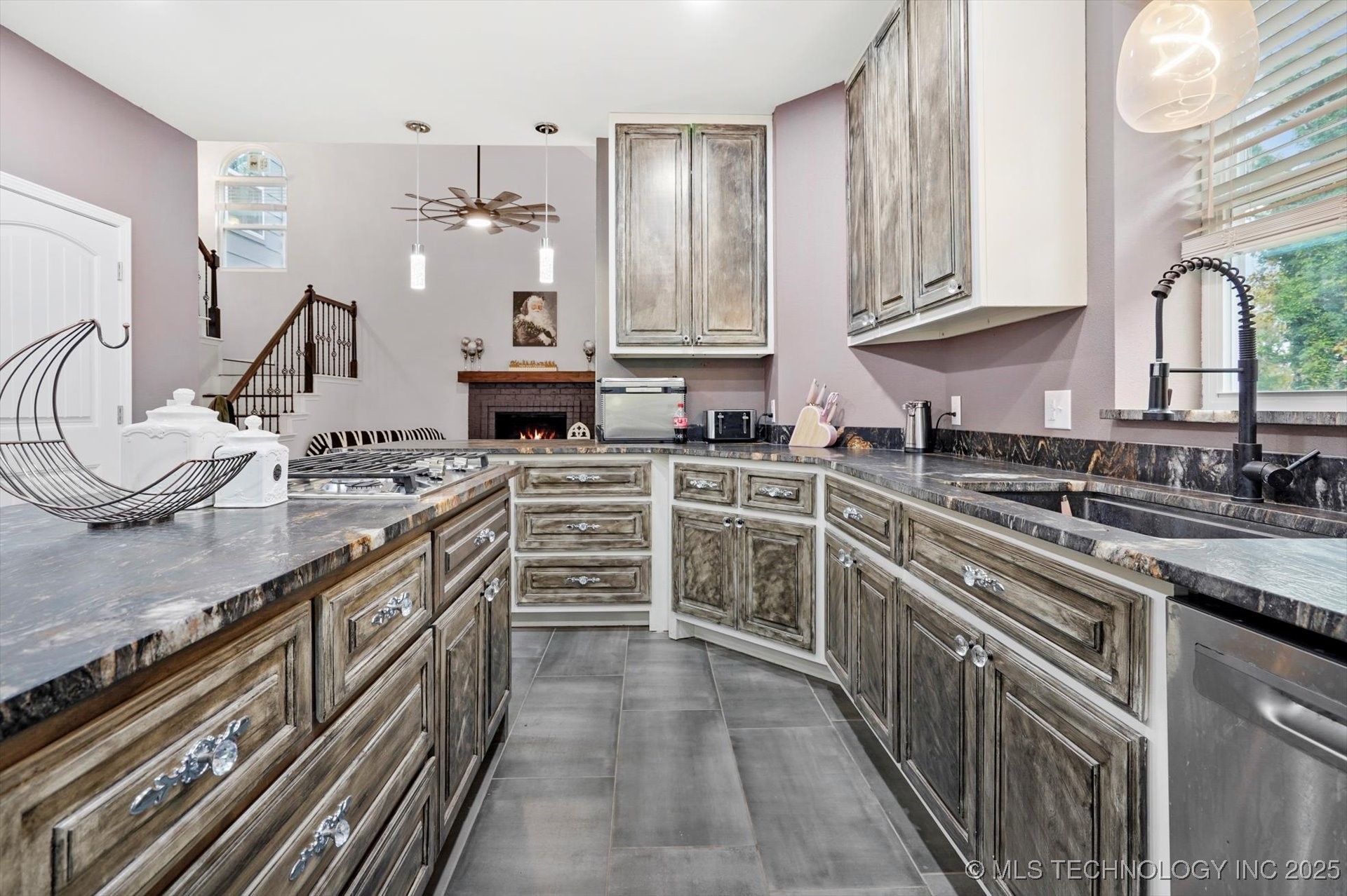 17915 S 128th Court Property Photo 15