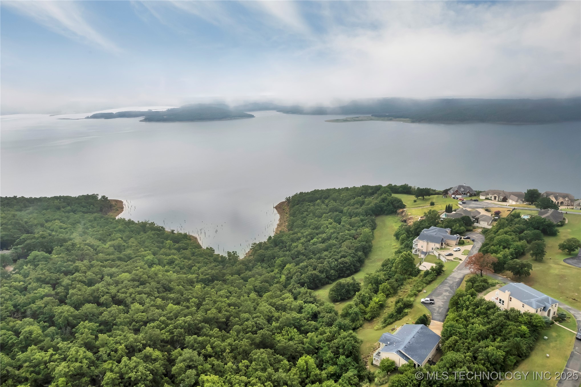 18 Santa Rosa Lane Property Photo 2