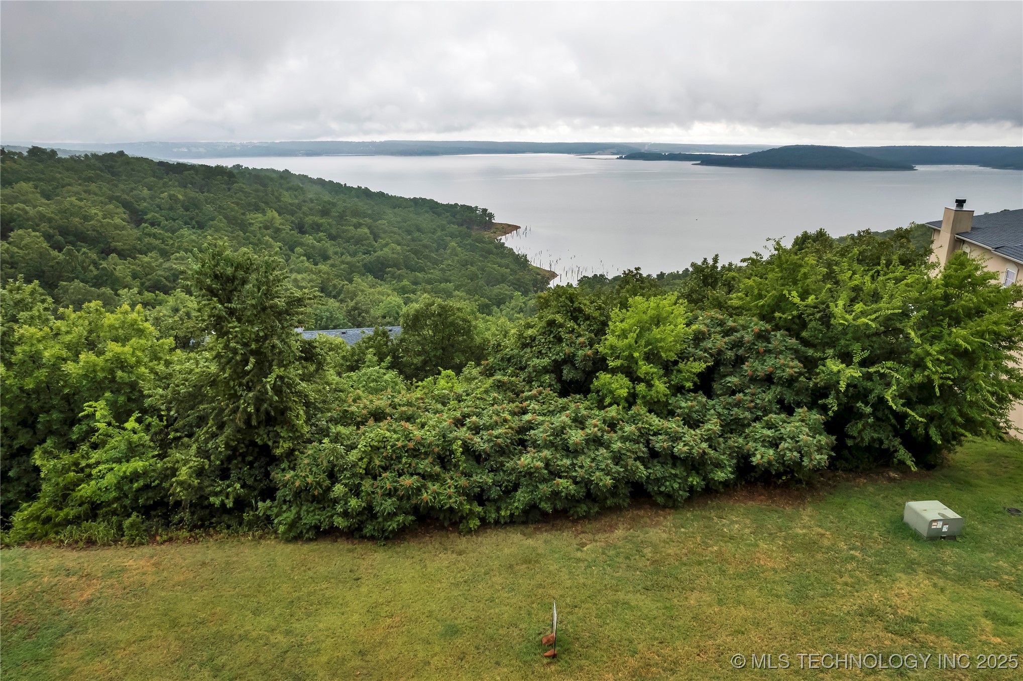 18 Santa Rosa Lane Property Photo 5