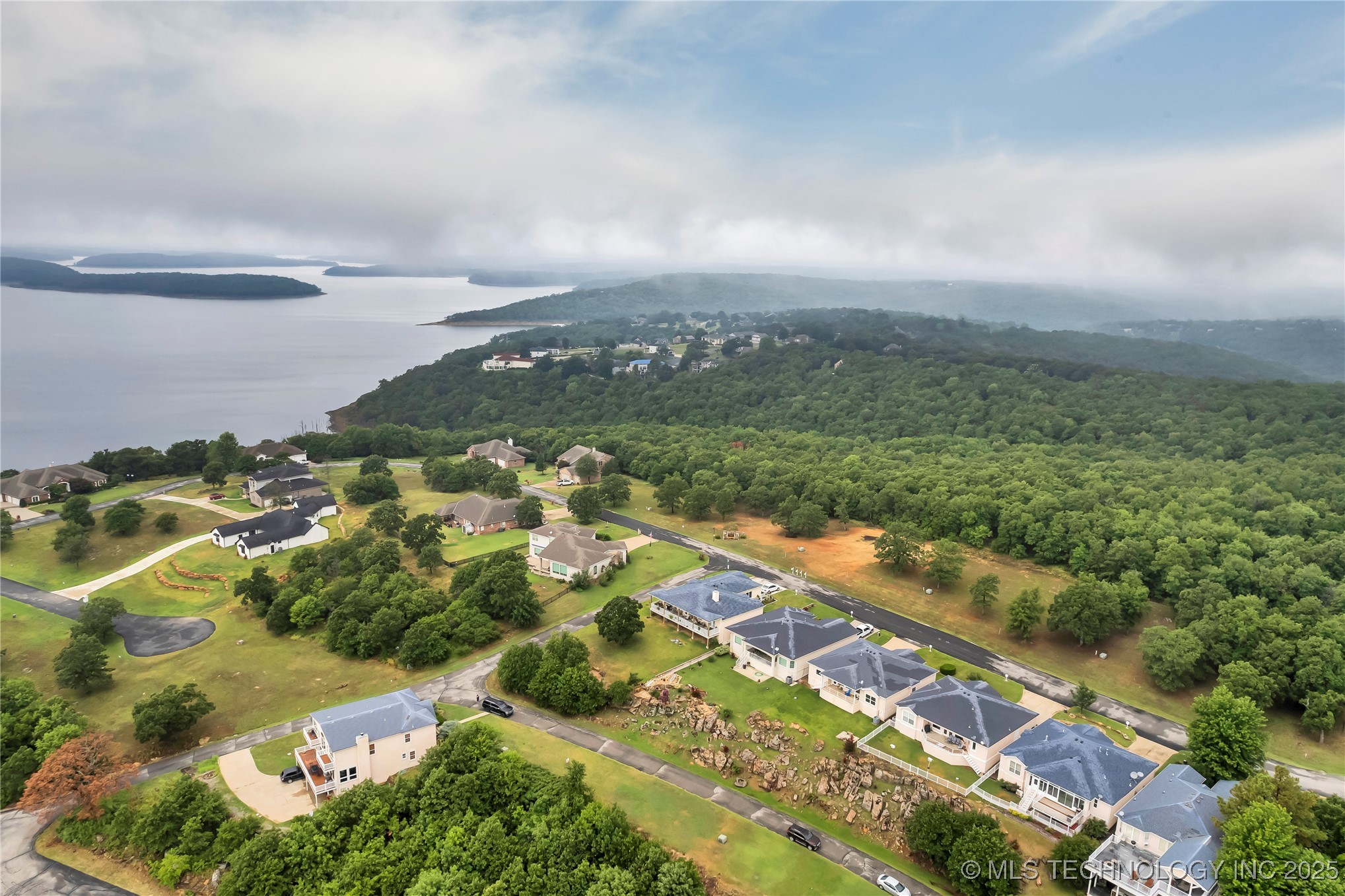 18 Santa Rosa Lane Property Photo 6