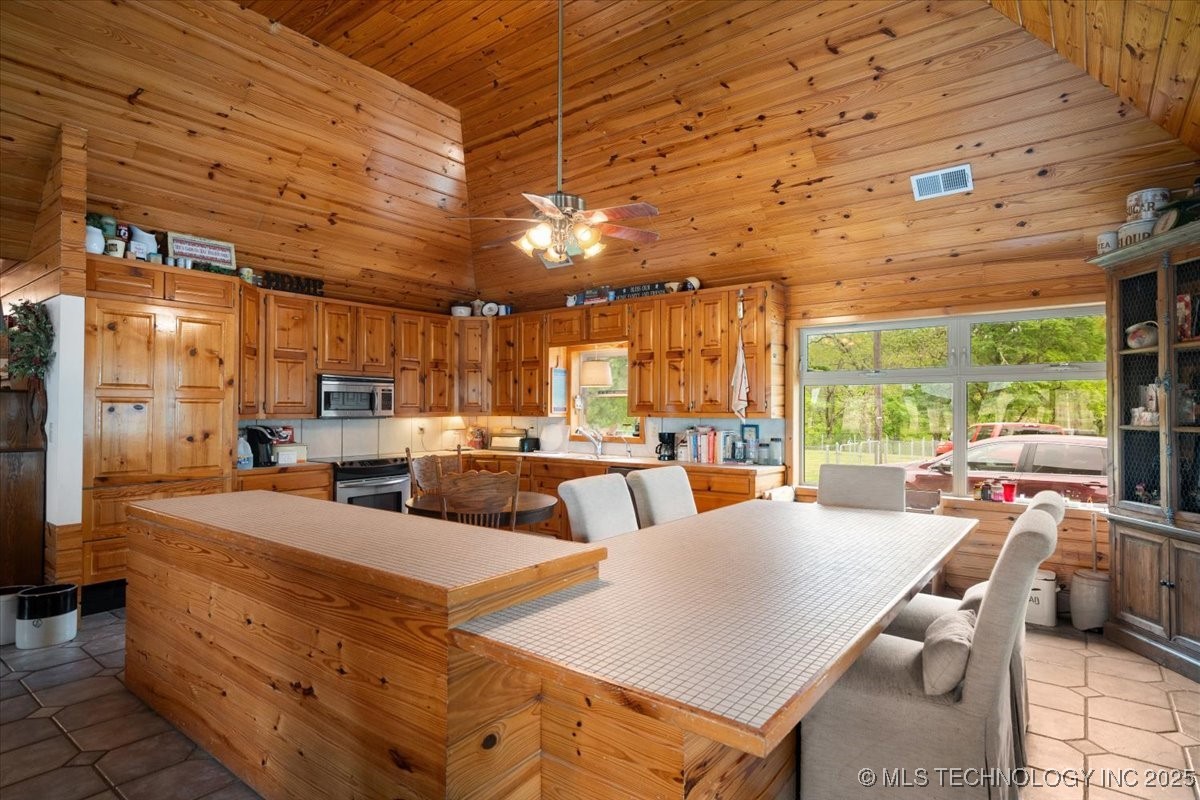 9212 N 447 Road Property Photo 15