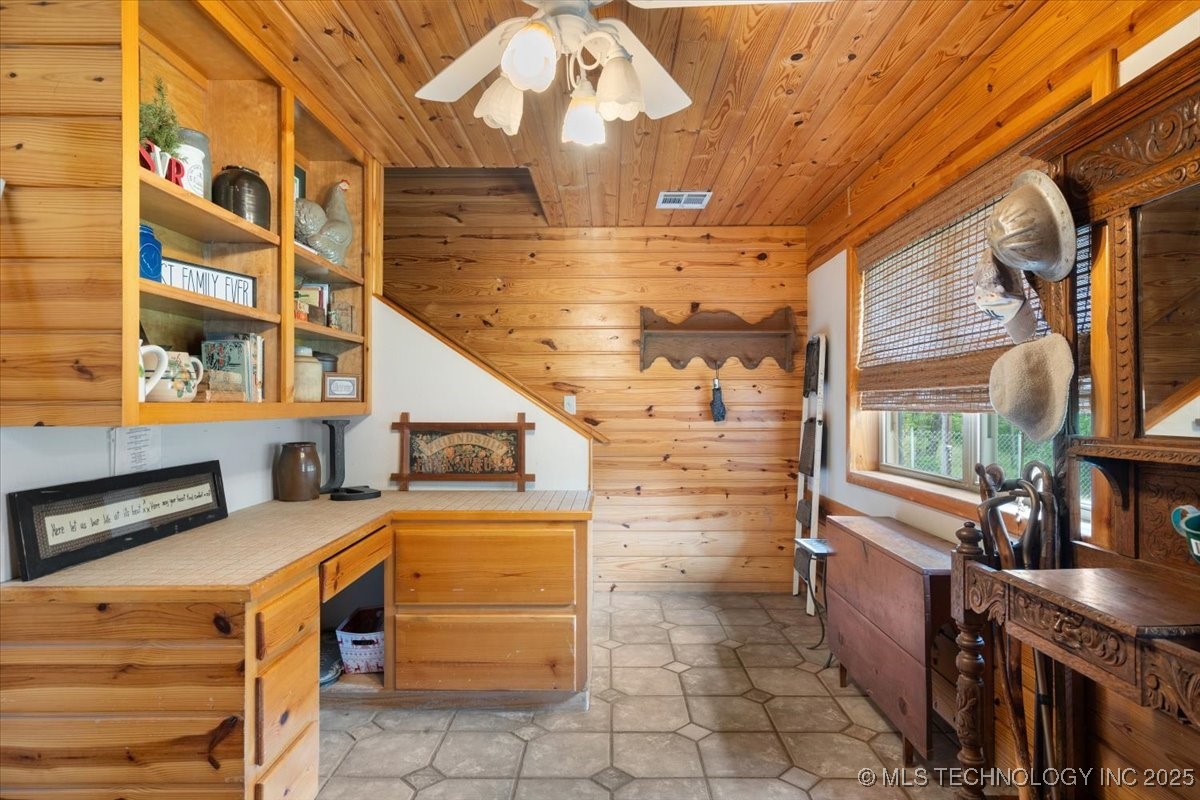 9212 N 447 Road Property Photo 28