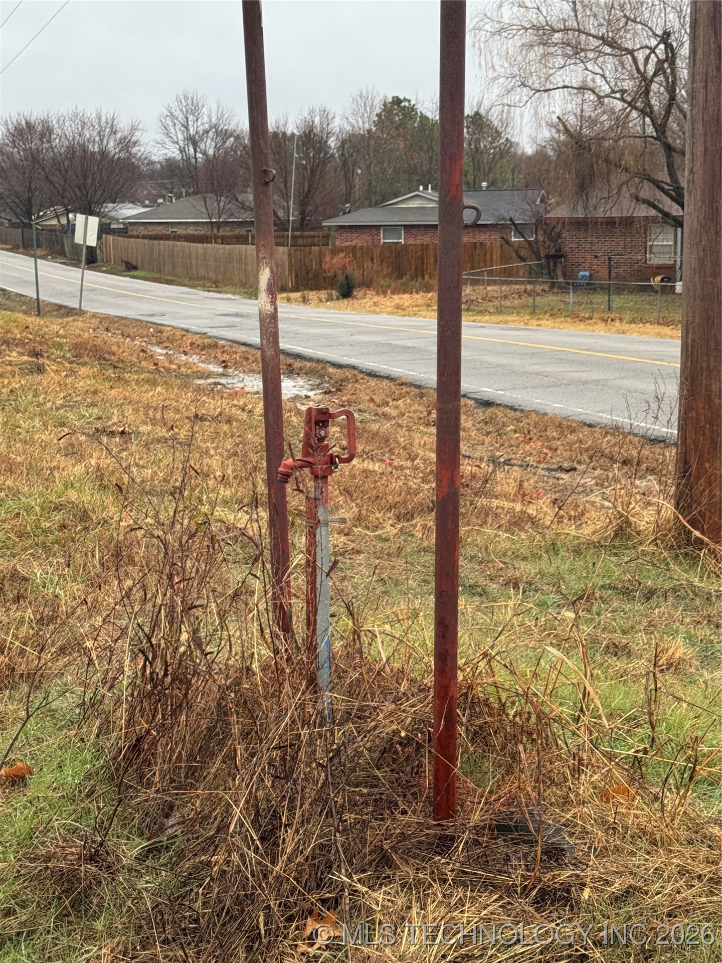 2500 E Mcgee Drive Property Photo 3