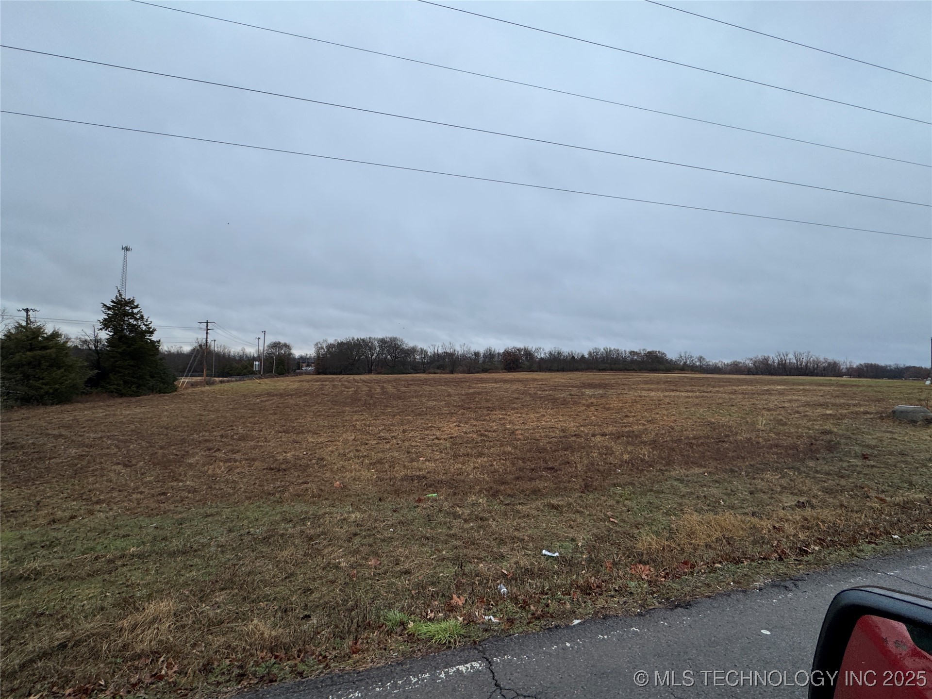 2500 E Mcgee Drive Property Photo 11