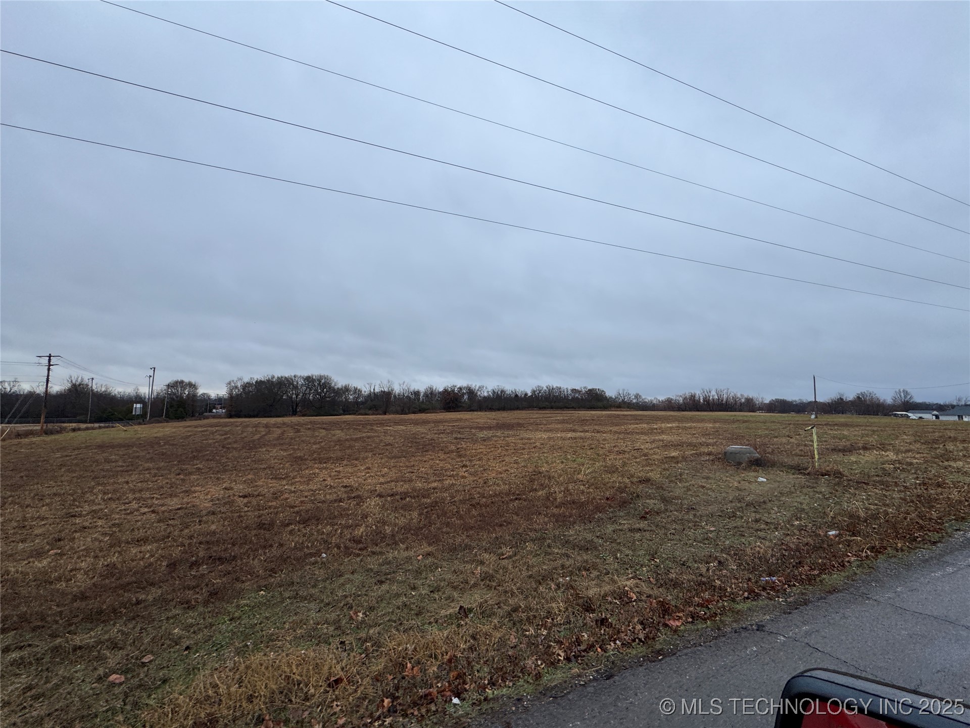 2500 E Mcgee Drive Property Photo 12