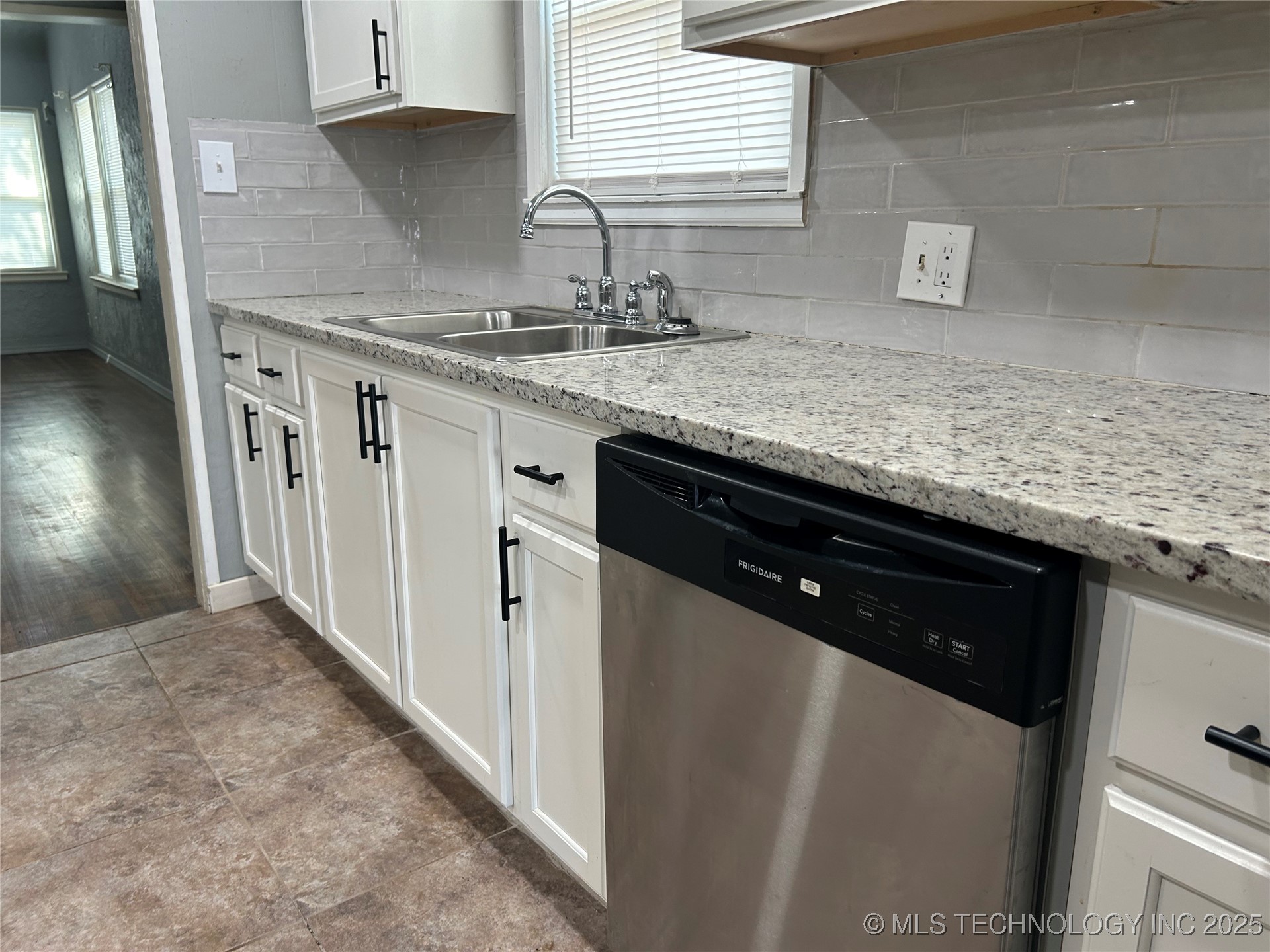 2511 N Boston Avenue Property Photo 6