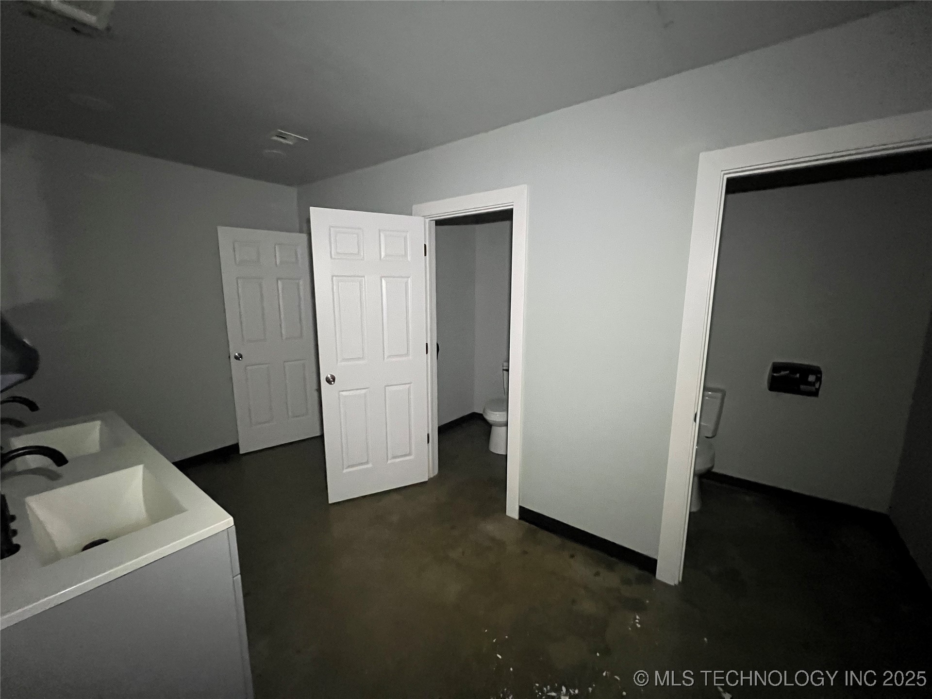 6600 E Main Street Property Photo 15