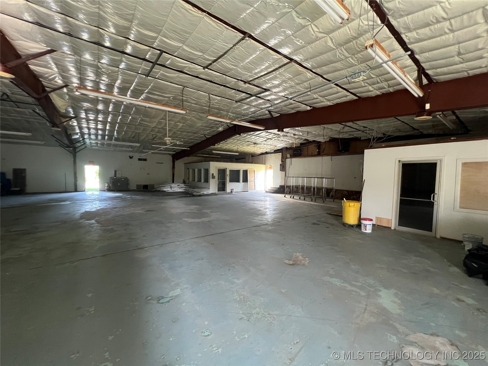 6600 E Main Street Property Photo 23