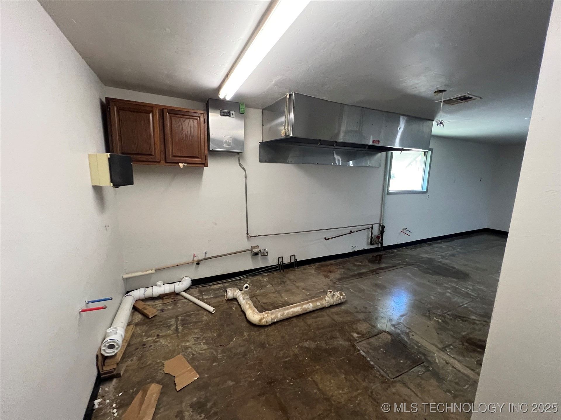 6600 E Main Street Property Photo 32