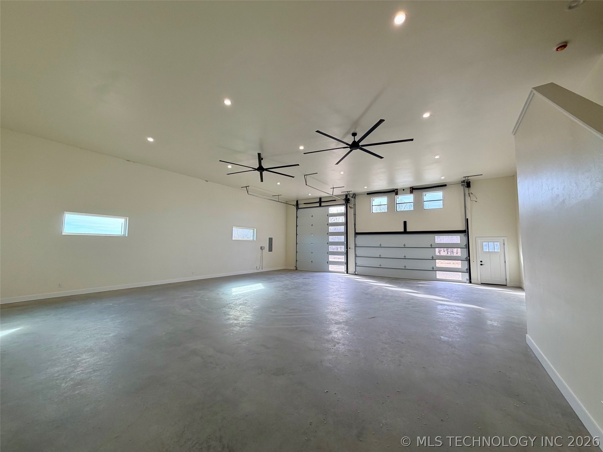 11908 Maximus Property Photo 16