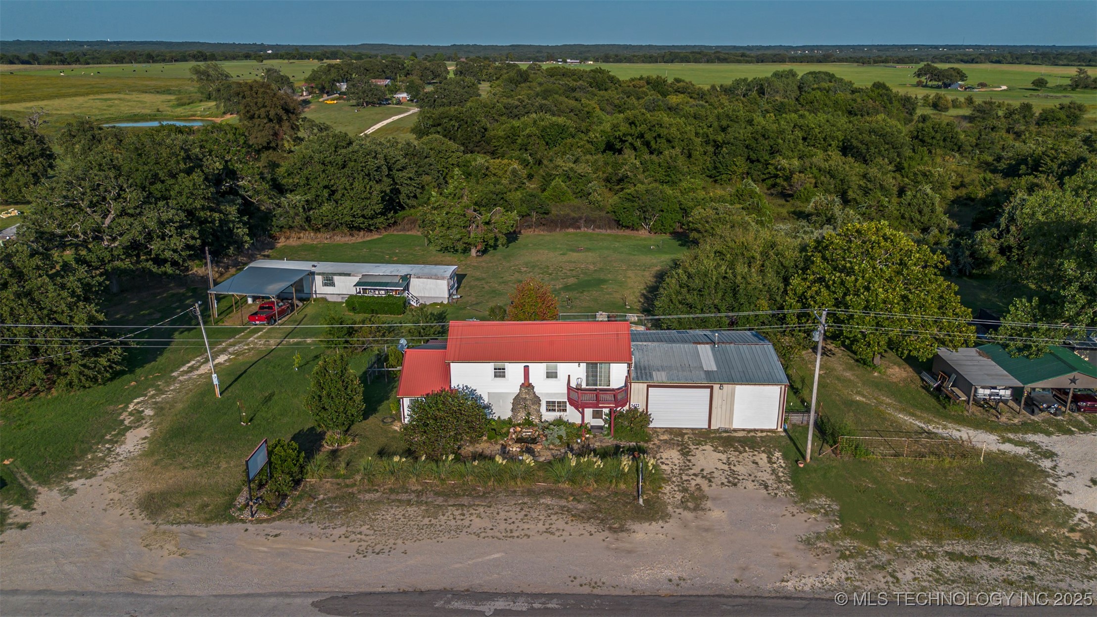 5472 S Highway 377 Property Photo 1