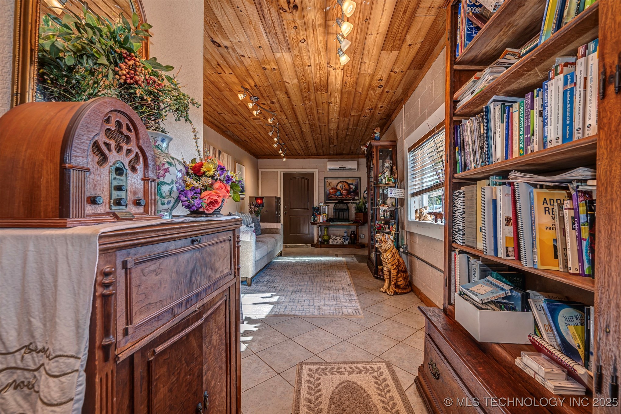 5472 S Highway 377 Property Photo 7