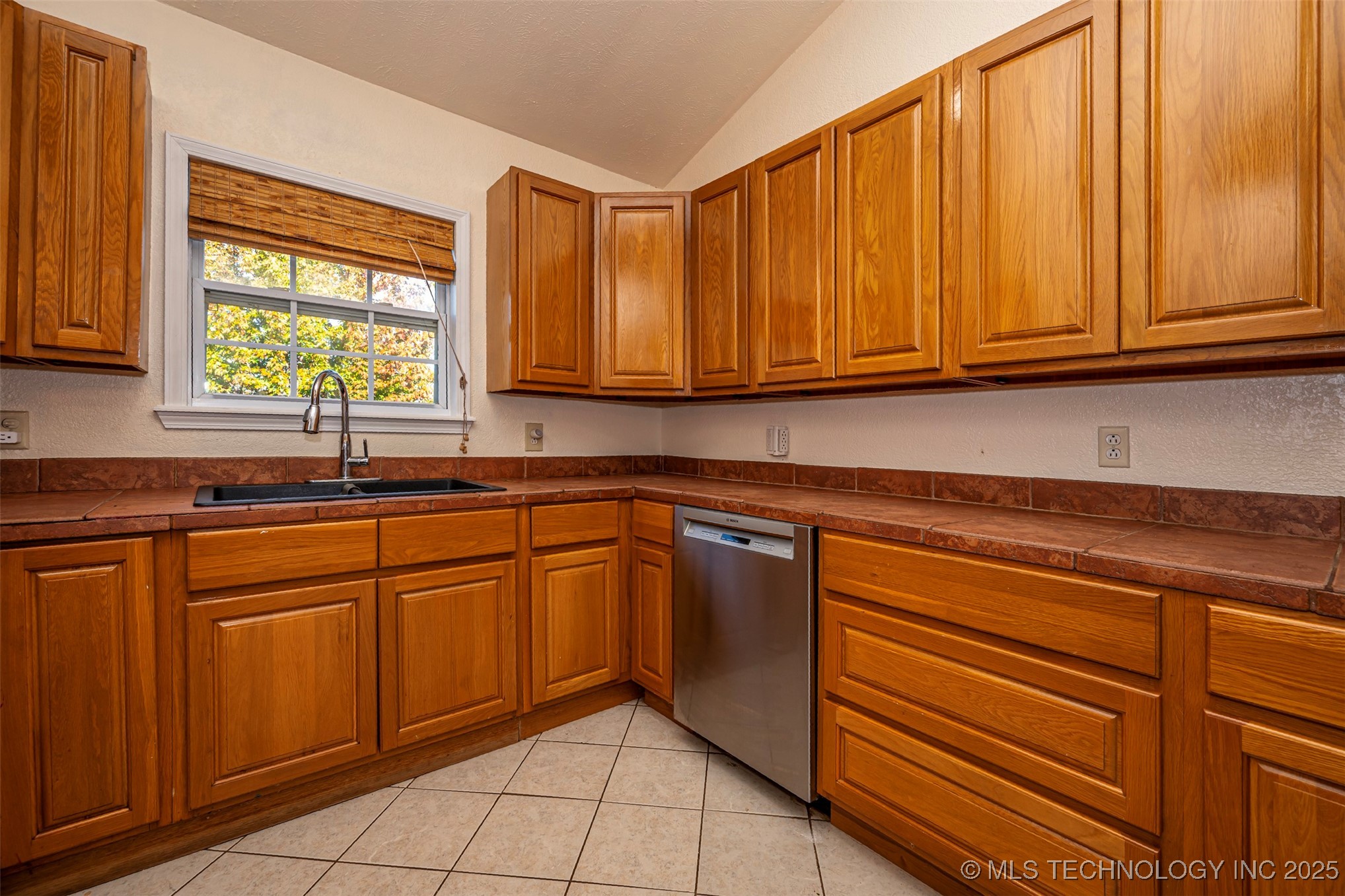 5472 S Highway 377 Property Photo 13