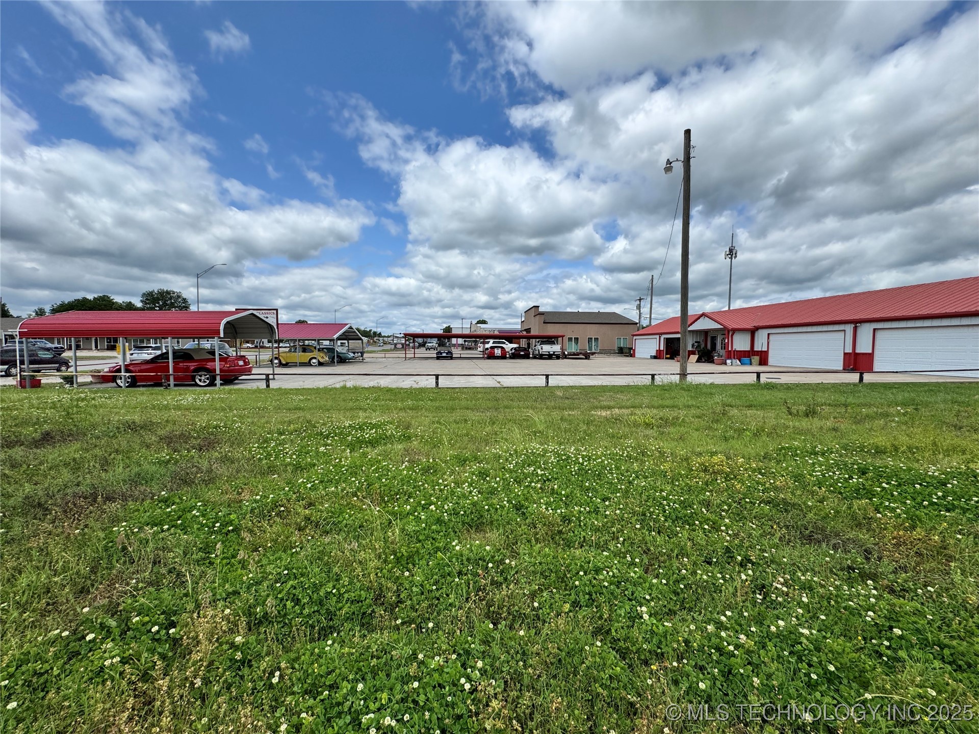 204 Will Rogers Boulevard Property Photo 8