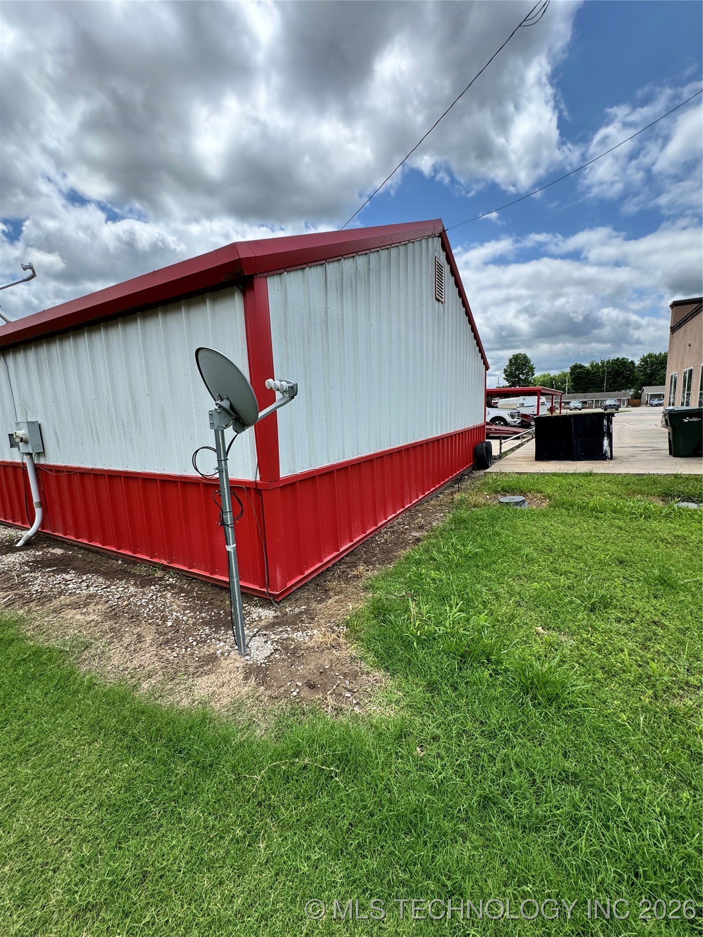 204 Will Rogers Boulevard Property Photo 9