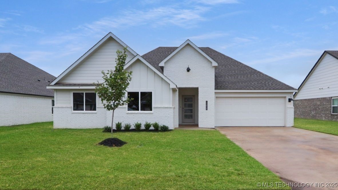 15808 E 75th Place North Property Photo 1