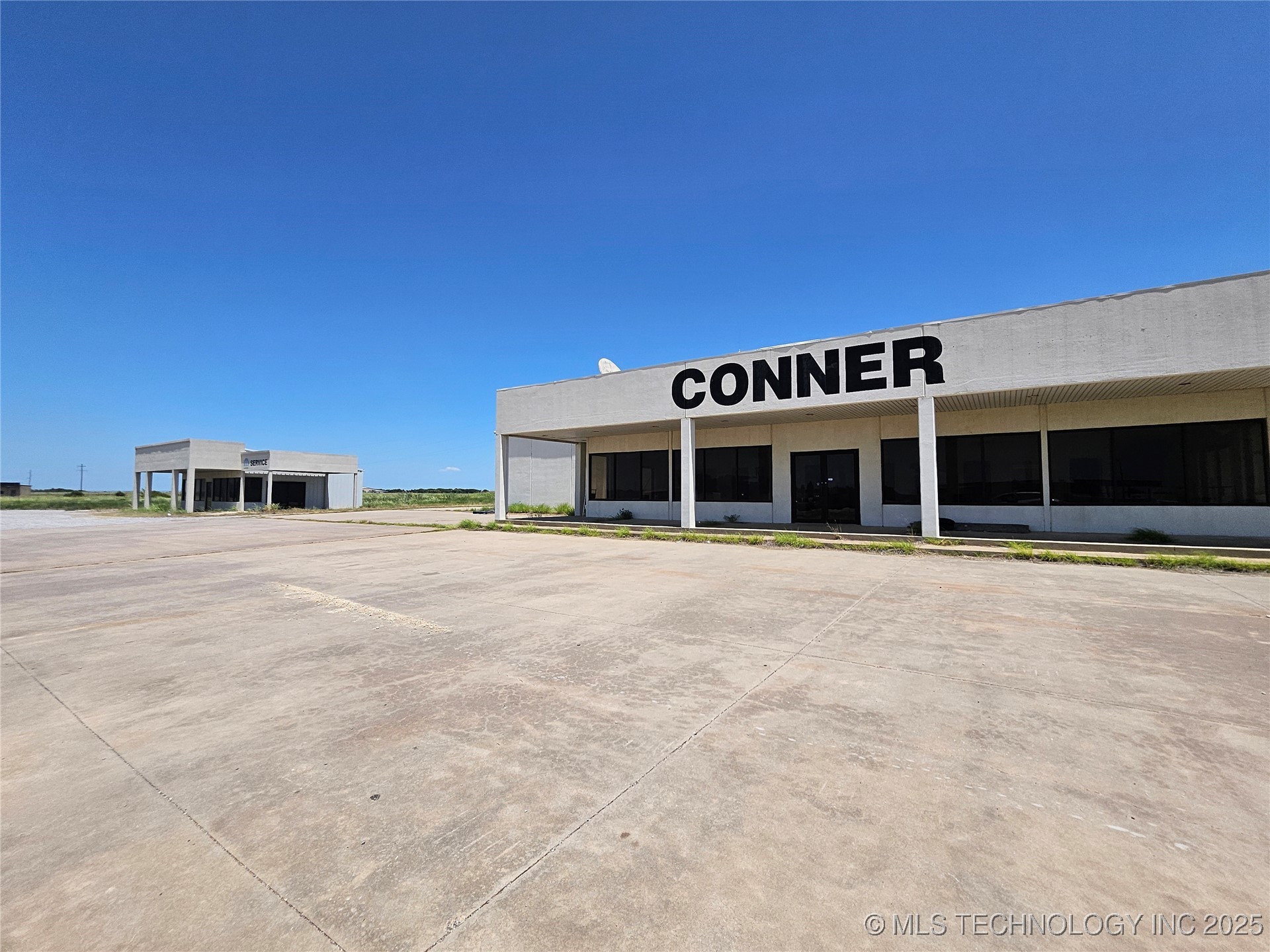 8940 Us Highway 81 Street Sw Property Photo 3