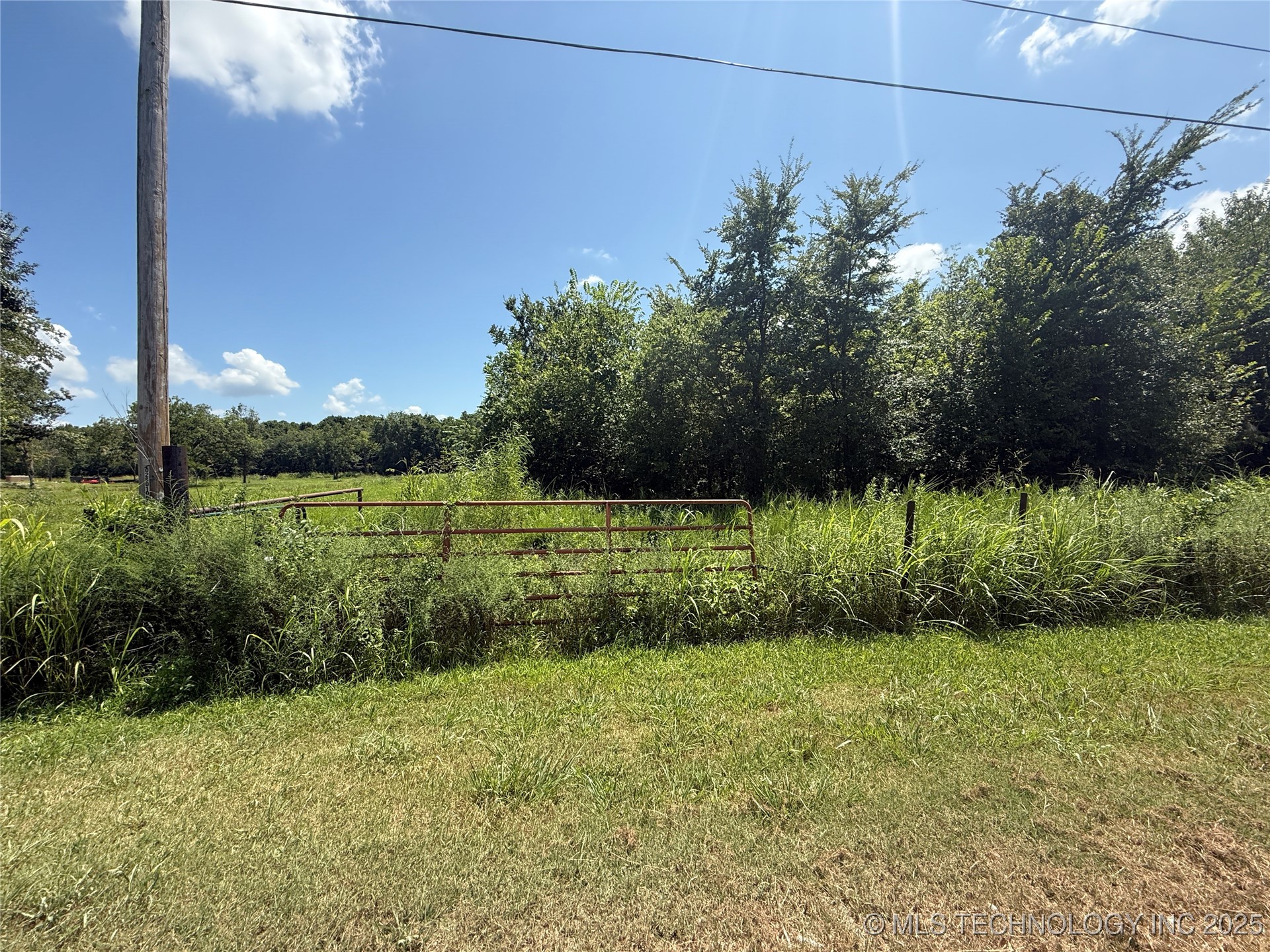 214th Street West Property Photo 4