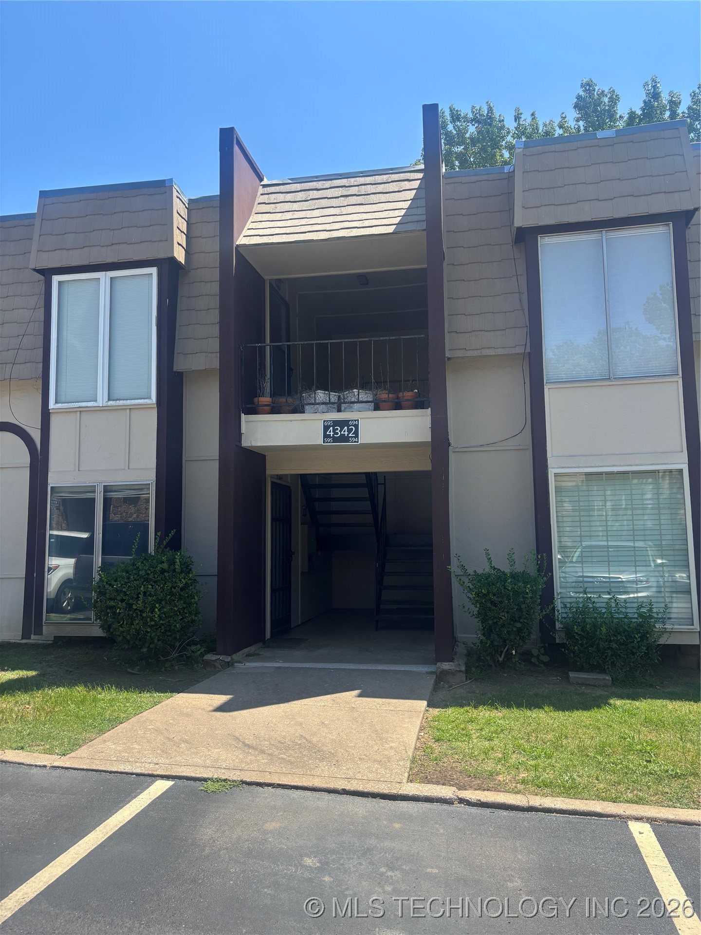 4342 E 67th Street 694 Property Photo 1