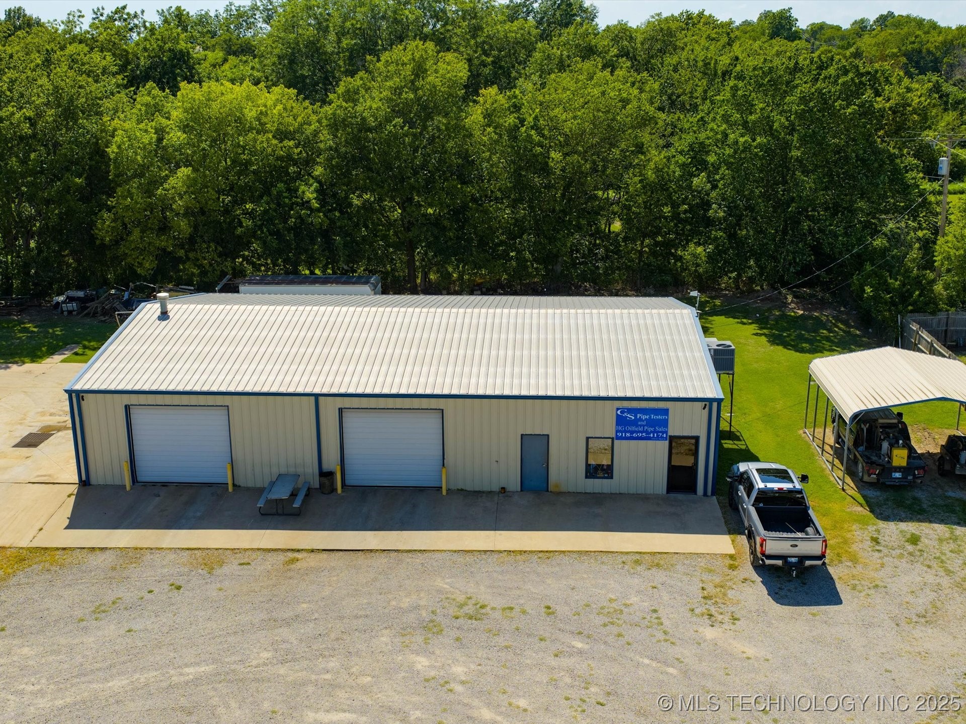 1601 E Main Street Property Photo 1