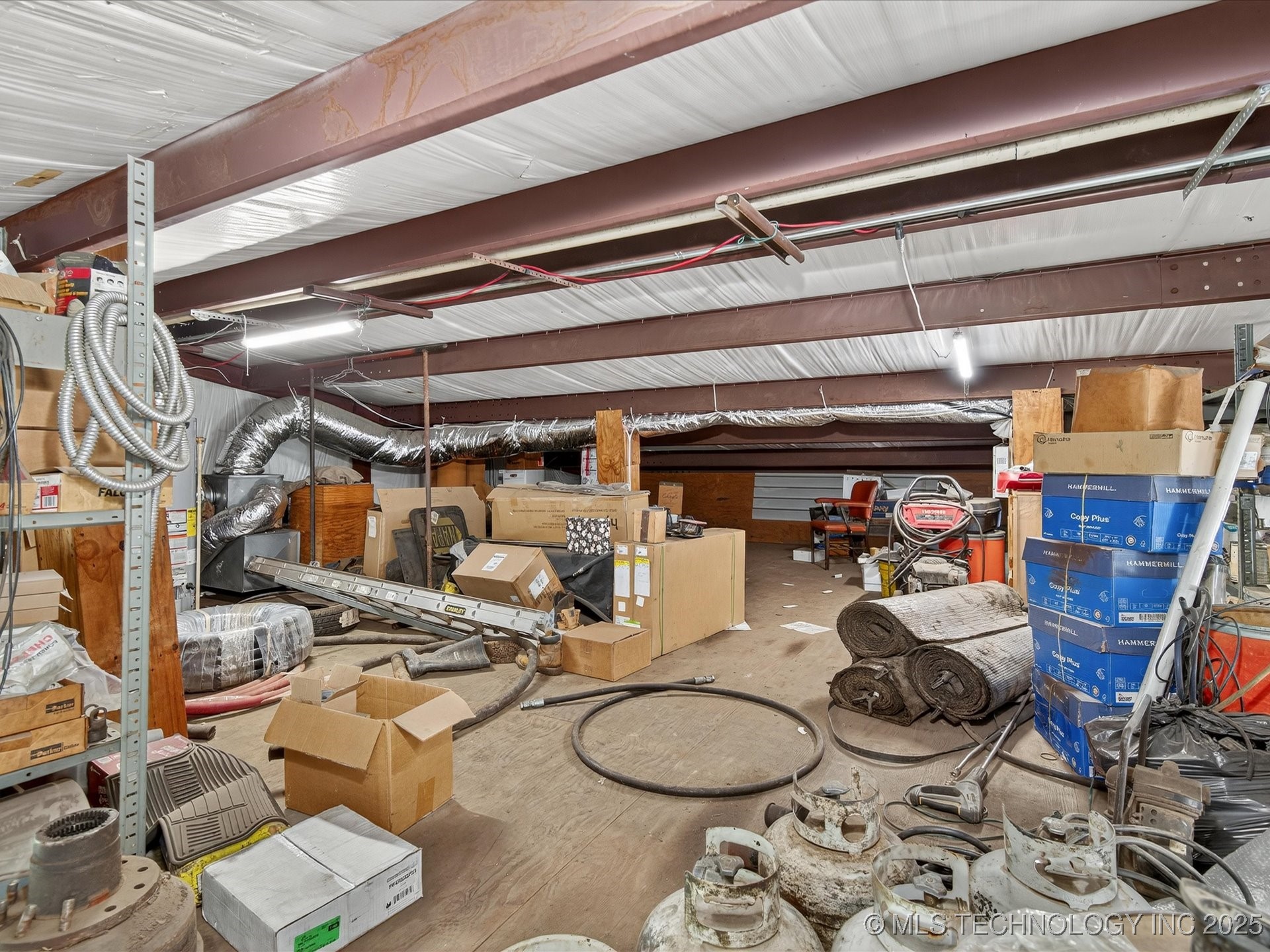 1601 E Main Street Property Photo 16