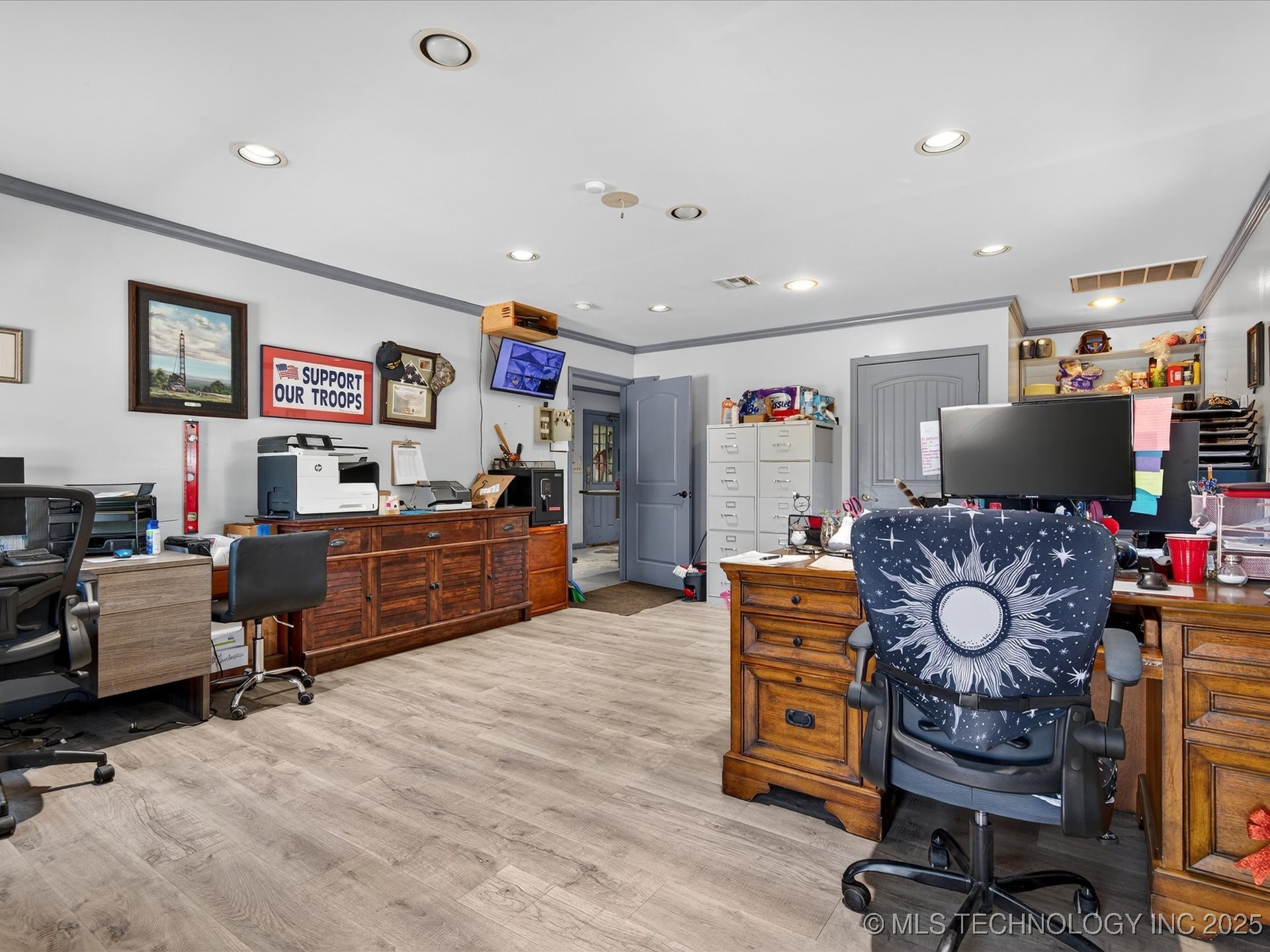 1601 E Main Street Property Photo 21